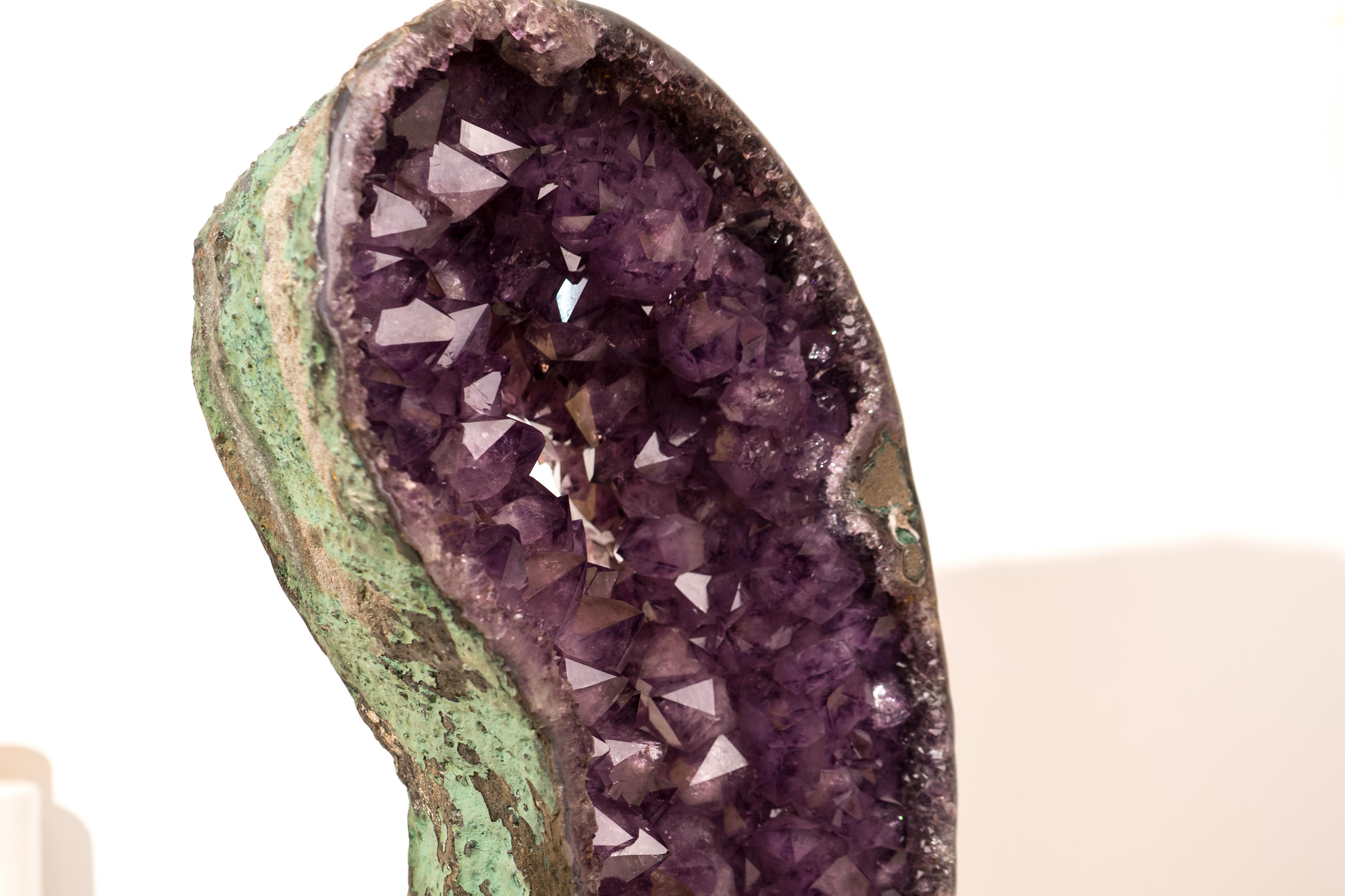 Géode d'améthyste exclusive Portales avec une rare formation de druzes en couronne, super rare Neuf - En vente à Ametista Do Sul, BR