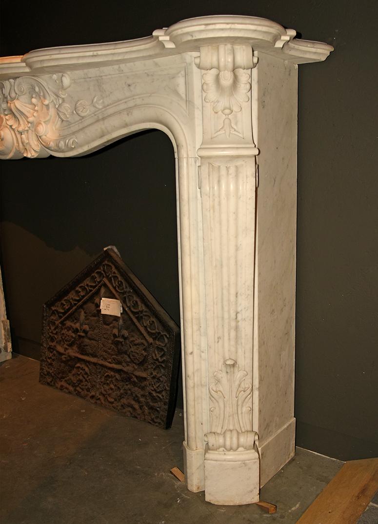 Exclusive Antique Marble Fireplace Mantel, 19th Century In Good Condition In Udenhout, NL