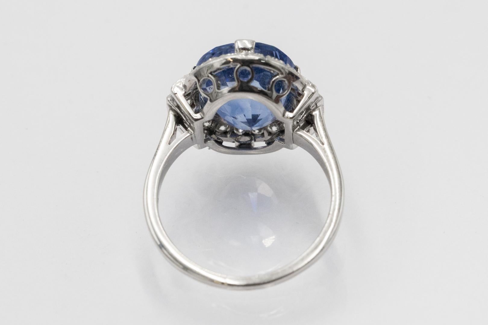 Exklusiver Art-Deco-Ring aus 18 Karat Weißgold mit Saphiren und Diamanten im Altschliff 4