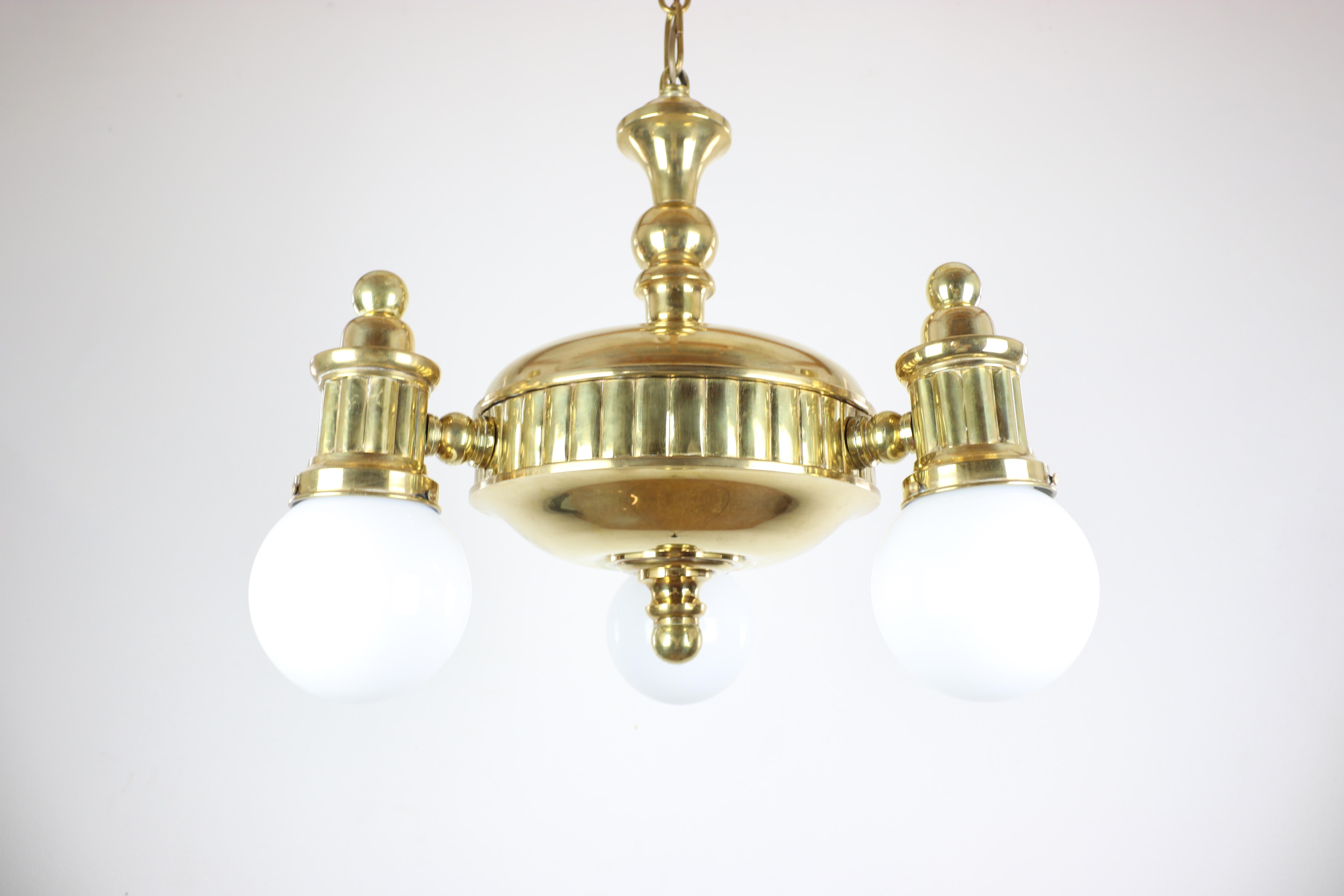 Exclusive Art Deco Chandelier with Swivel Arms 'Three-Arm Design' For Sale 4