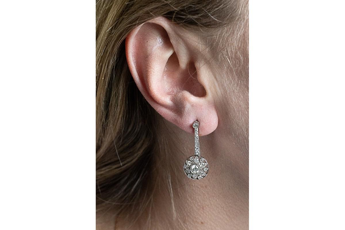 Taille vieille Europe Boucles d'oreilles Art déco exclusives en or jaune 18 carats et platine avec diamants en vente
