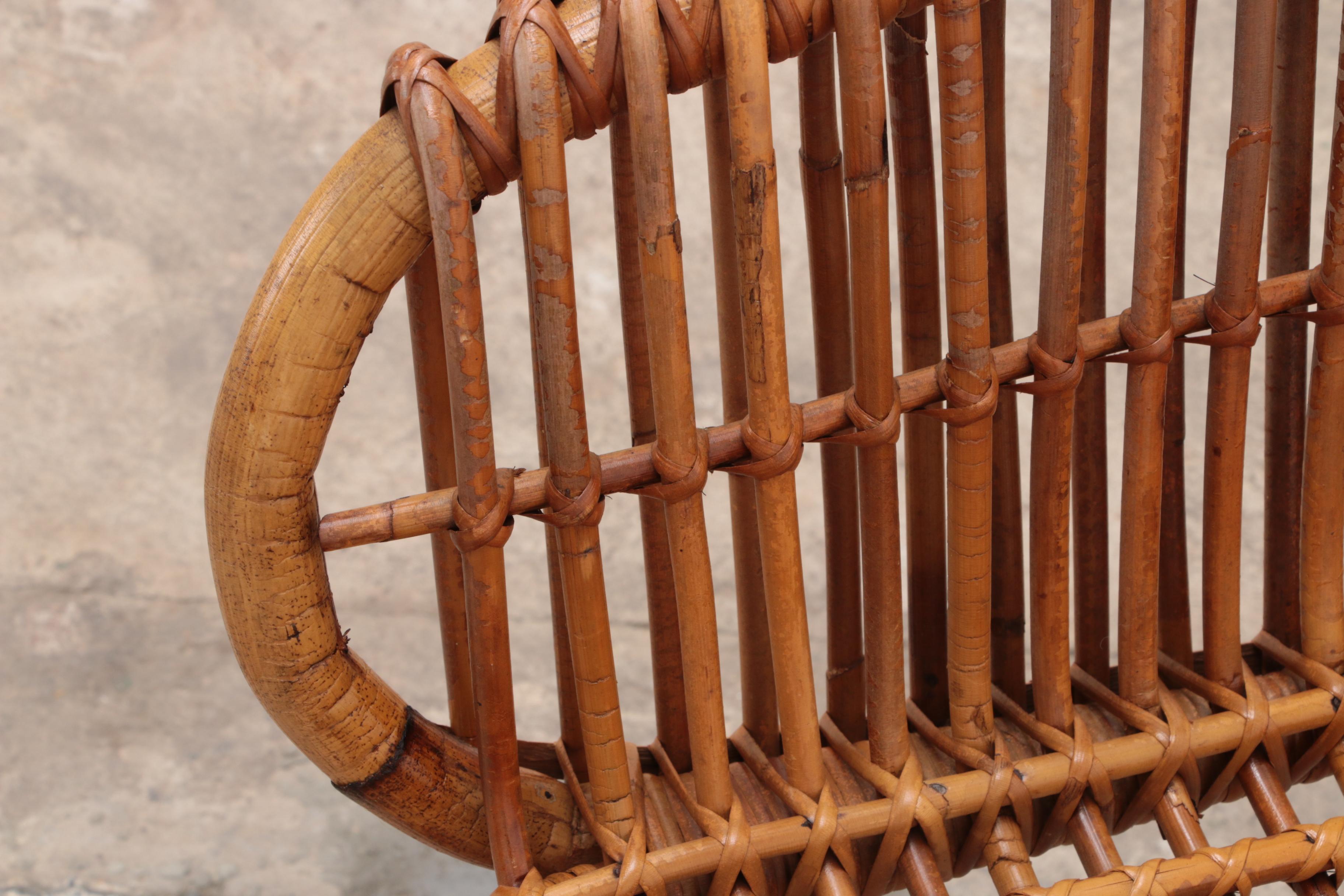 Exclusive Bamboo and Rattan Chaise Lounge Attributed to Franco Albini For Sale 9