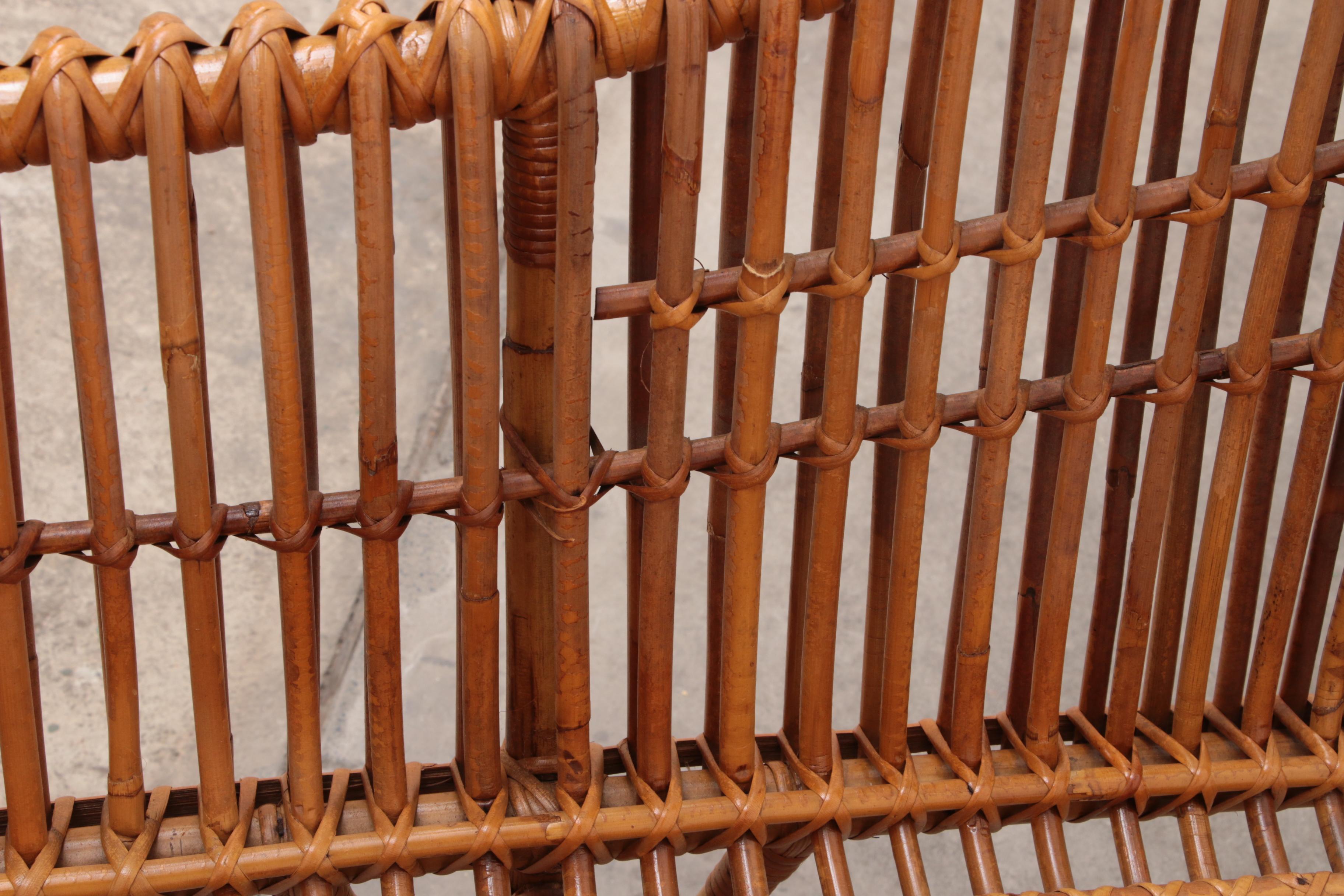 Exclusive Bamboo and Rattan Chaise Lounge Attributed to Franco Albini For Sale 10