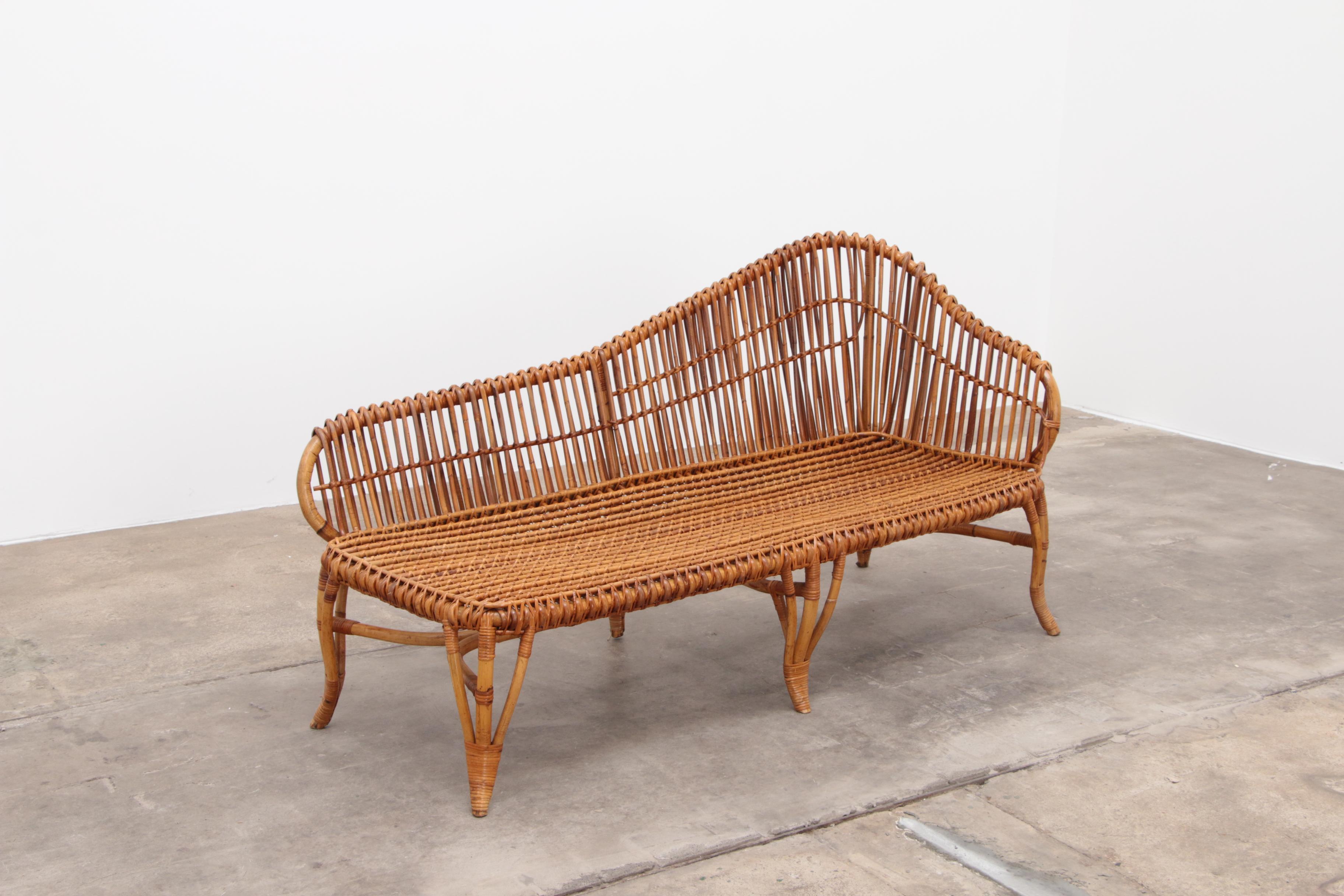 European Exclusive Bamboo and Rattan Chaise Lounge Attributed to Franco Albini For Sale