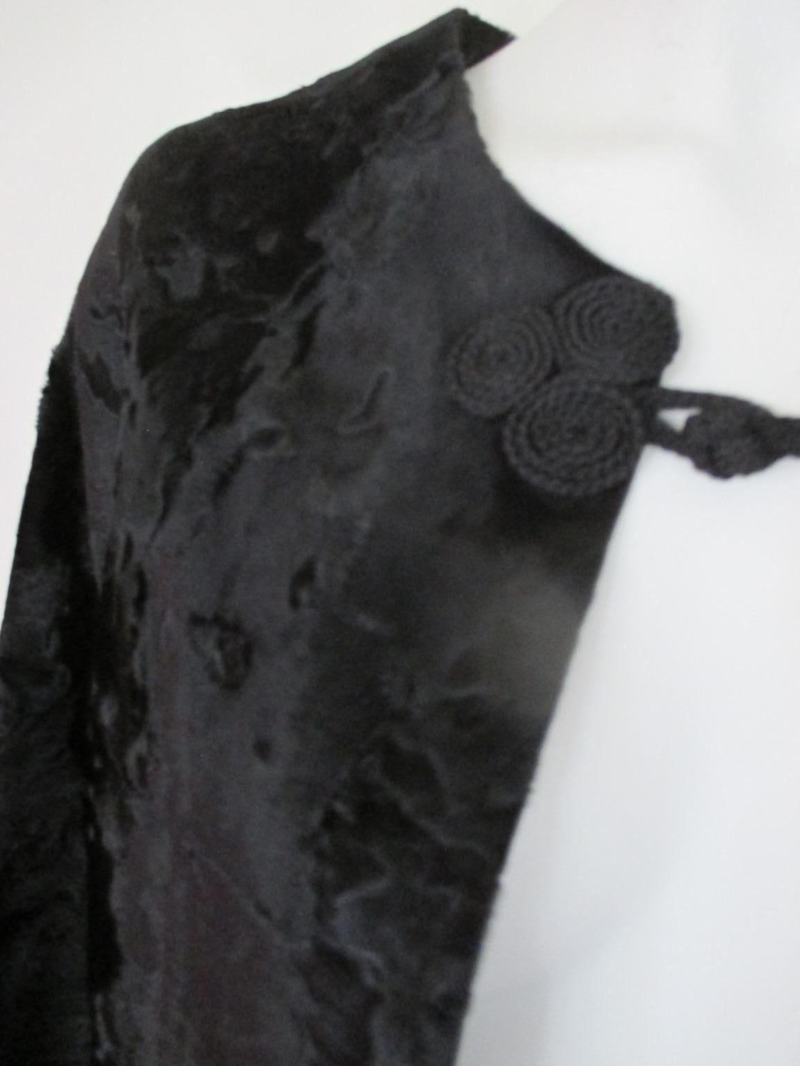 Exclusive Black Broadtail Lamb Fur Cape In Good Condition For Sale In Amsterdam, NL