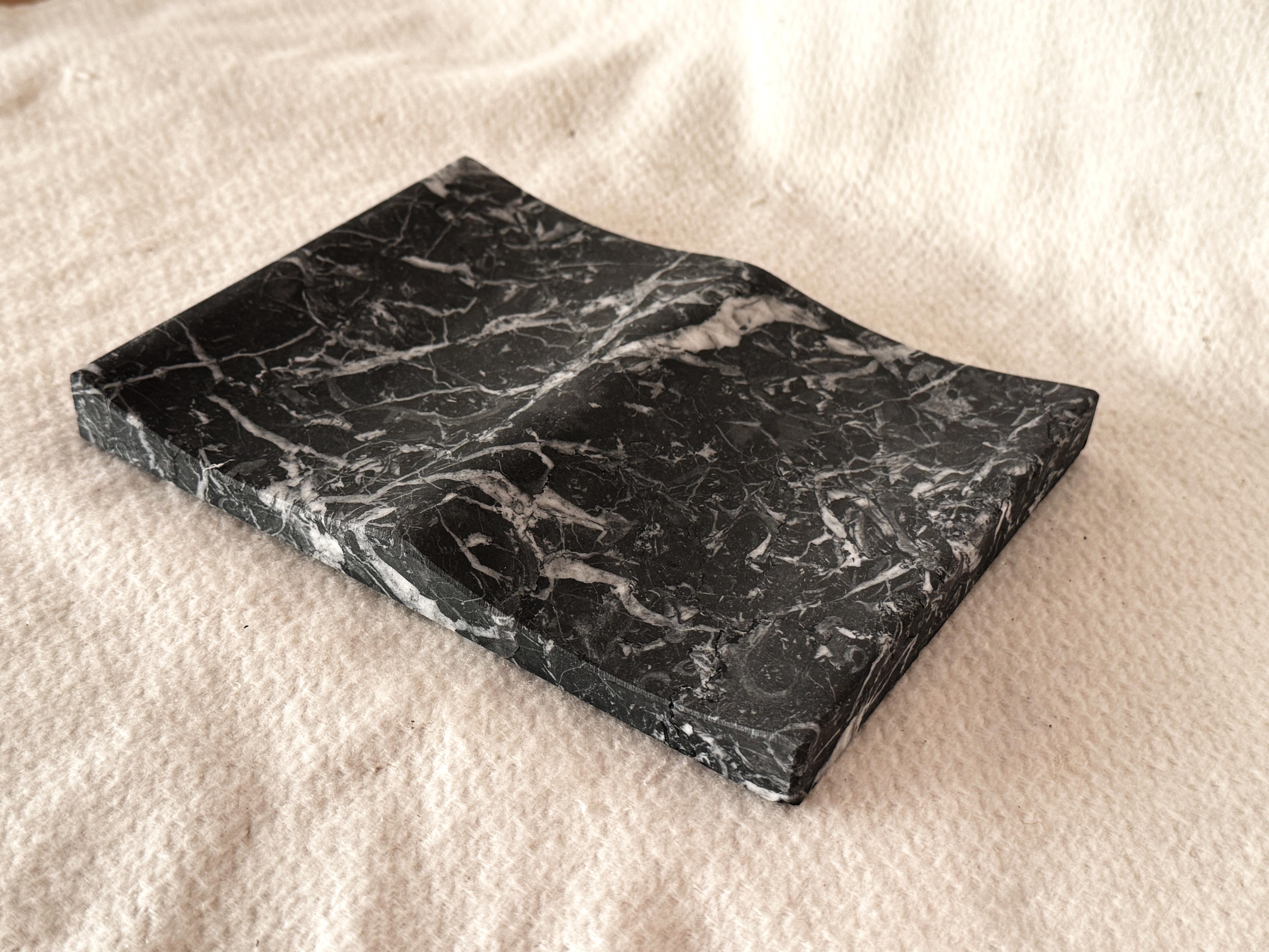 Minimalist Exclusive Black Marquina Marble Luxury Jewelry Tray Double Vide-Poche Design For Sale