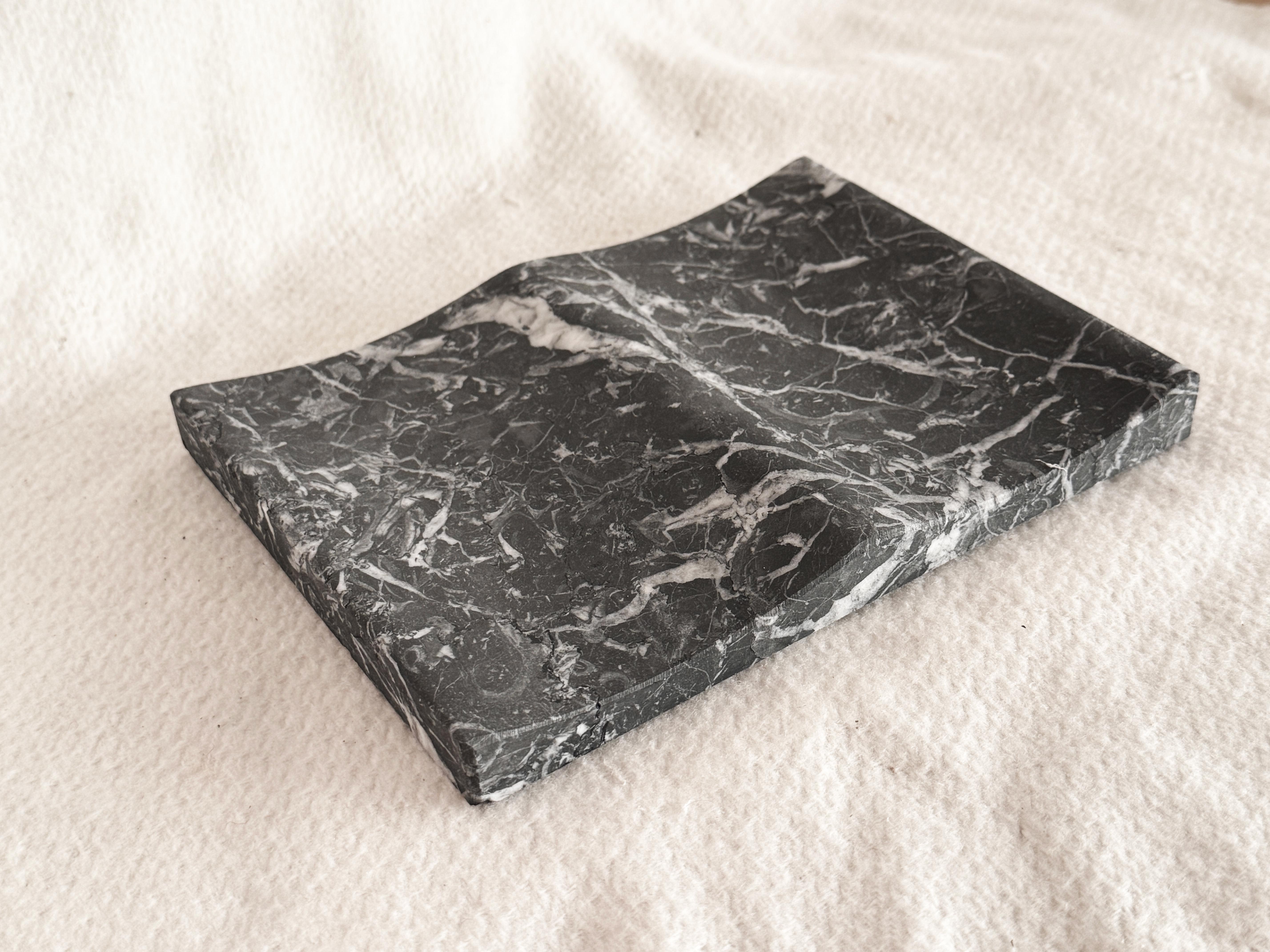 Exclusive Black Marquina Marble Luxury Jewelry Tray Double Vide-Poche Design For Sale 1
