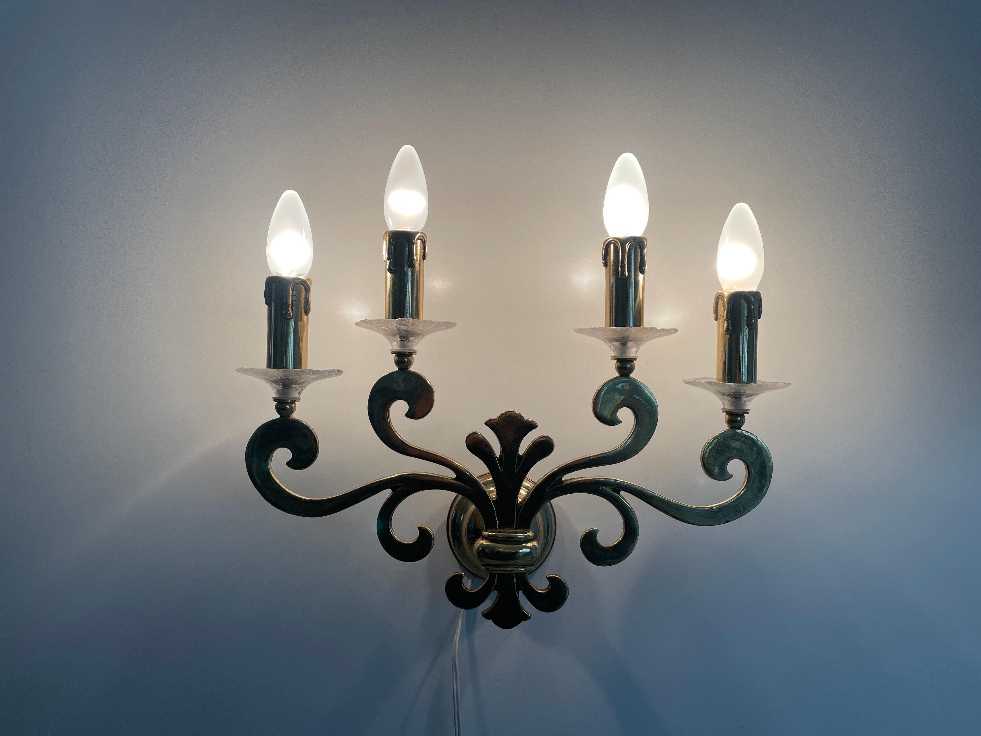 Exclusive Brass 4-armed Single Sconce by Hans Möller, 1960s, Germany en vente 7