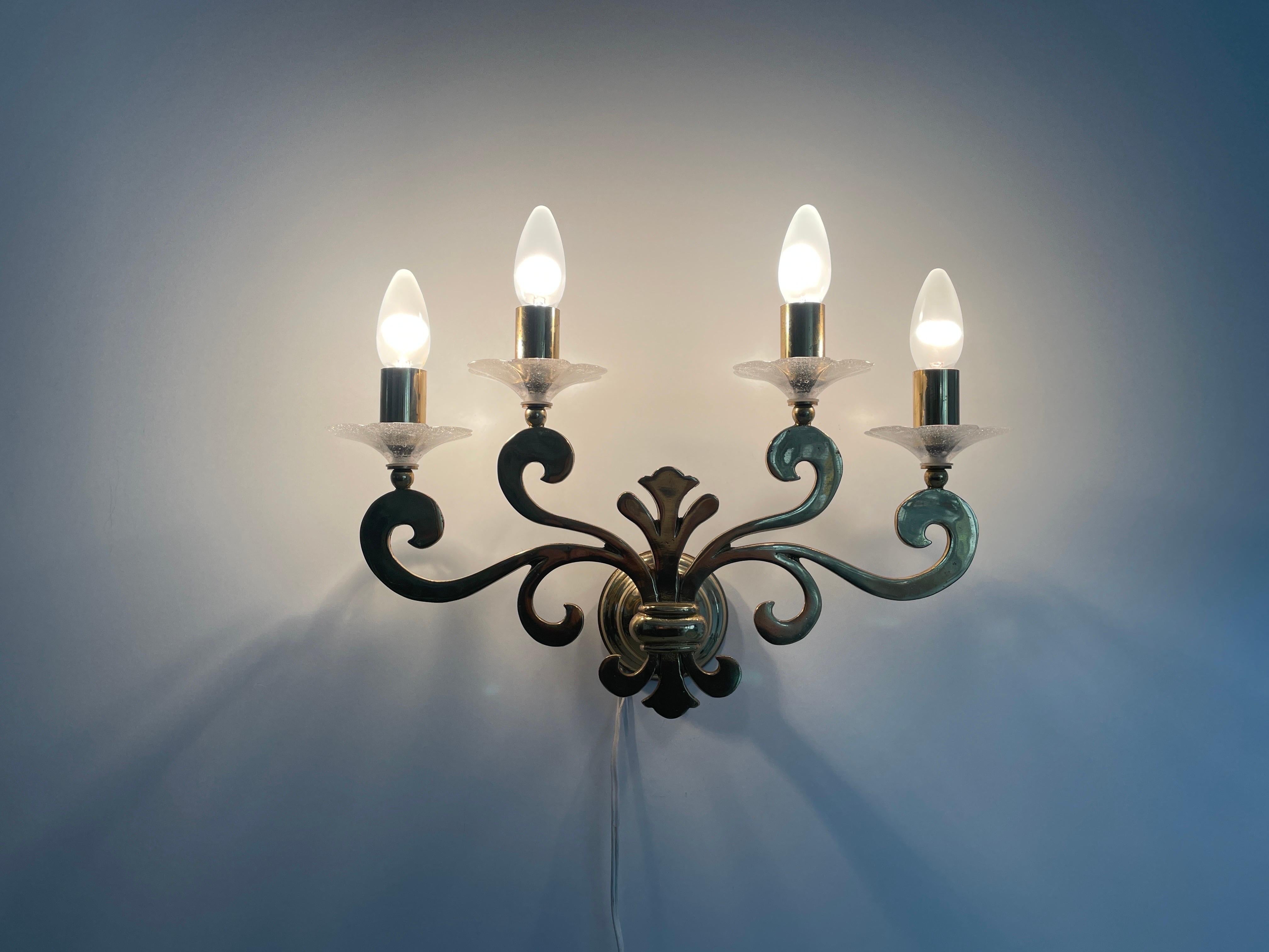 Exclusive Brass 4-armed Single Sconce by Hans Möller, 1960s, Germany en vente 7