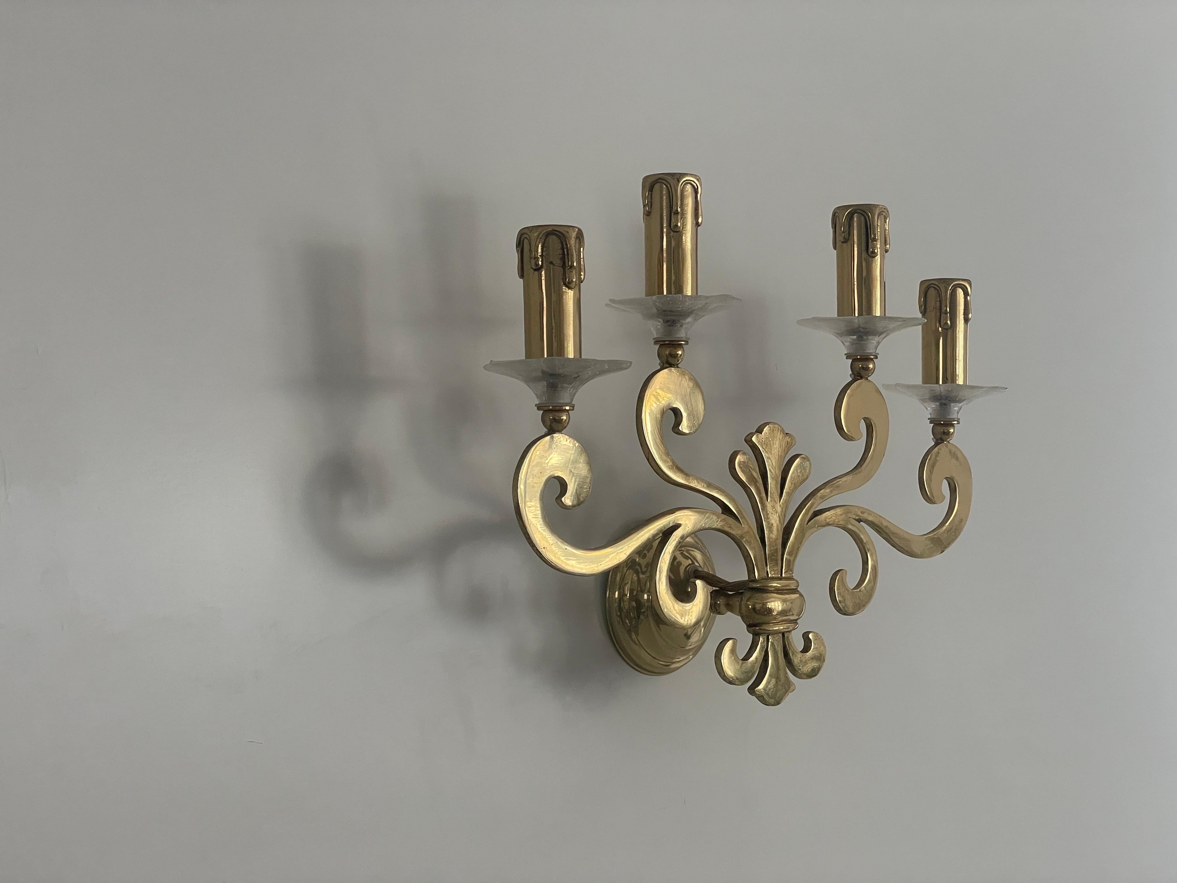 Milieu du XXe siècle Exclusive Brass 4-armed Single Sconce by Hans Möller, 1960s, Germany en vente