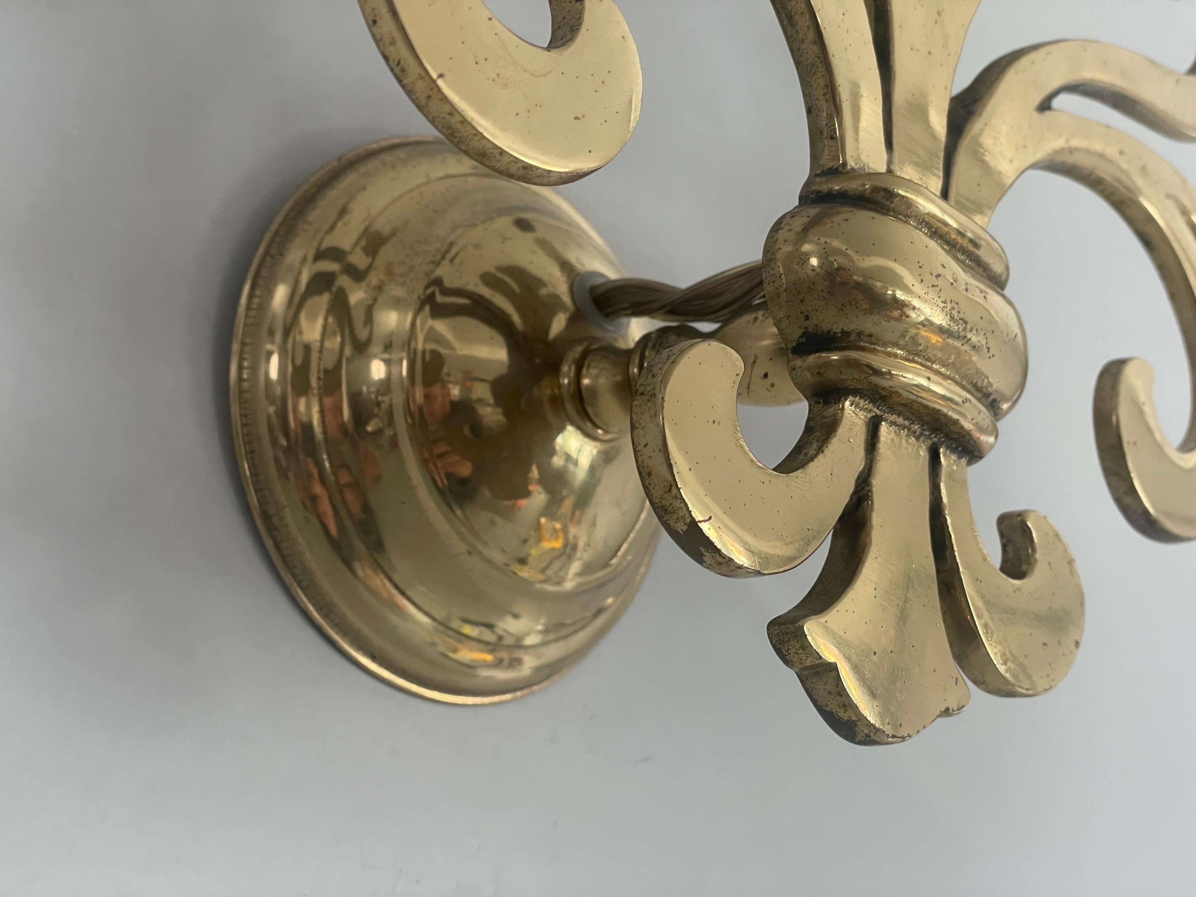 Laiton Exclusive Brass 4-armed Single Sconce by Hans Möller, 1960s, Germany en vente
