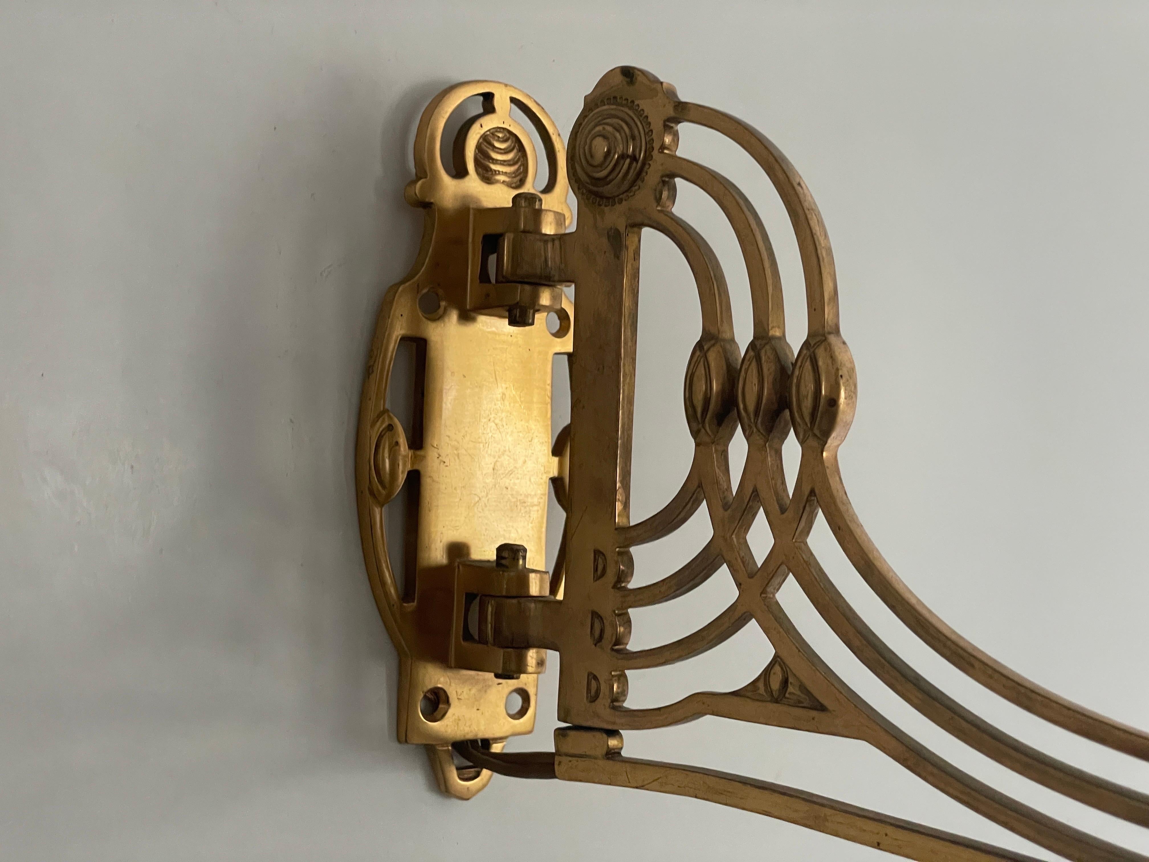 Exclusivo par de apliques Art Nouveau de latón, años 20, Alemania en venta 5