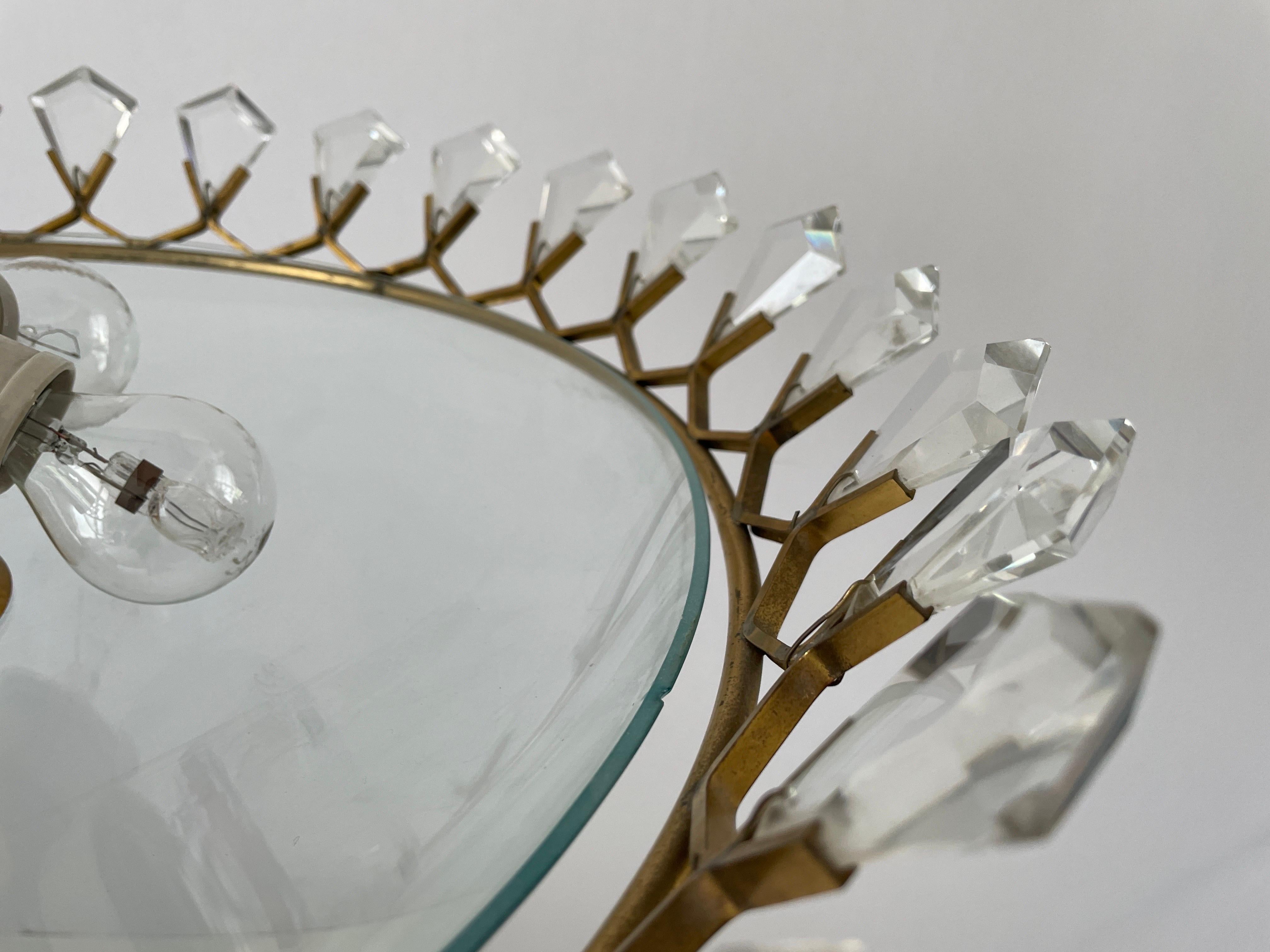 Plafonnier exclusif avec des pièces de verre en cristal en forme de diamant, années 1950, Italie en vente 2
