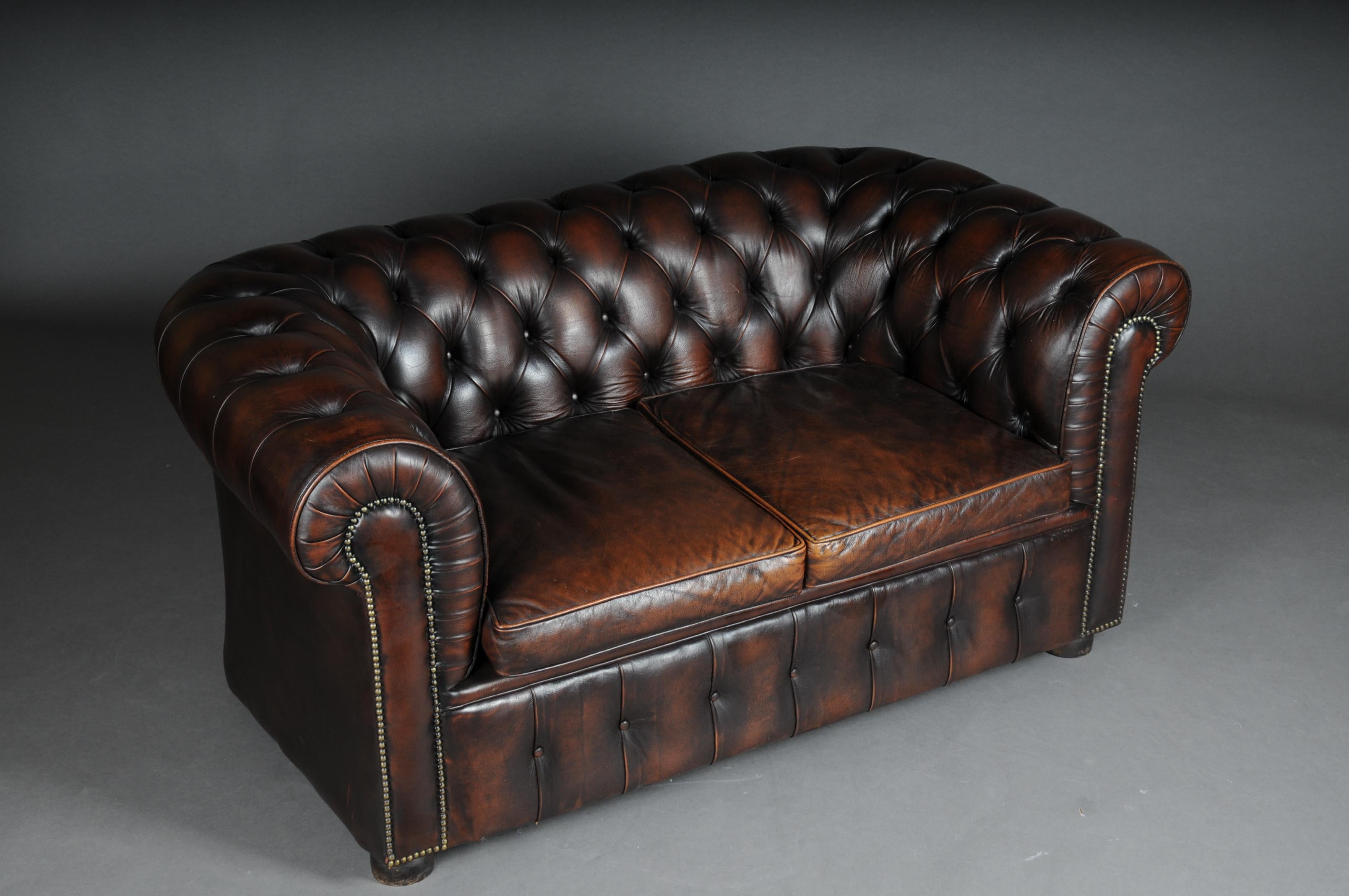 Exclusive Chesterfield Couch / Sofa, Brown 4