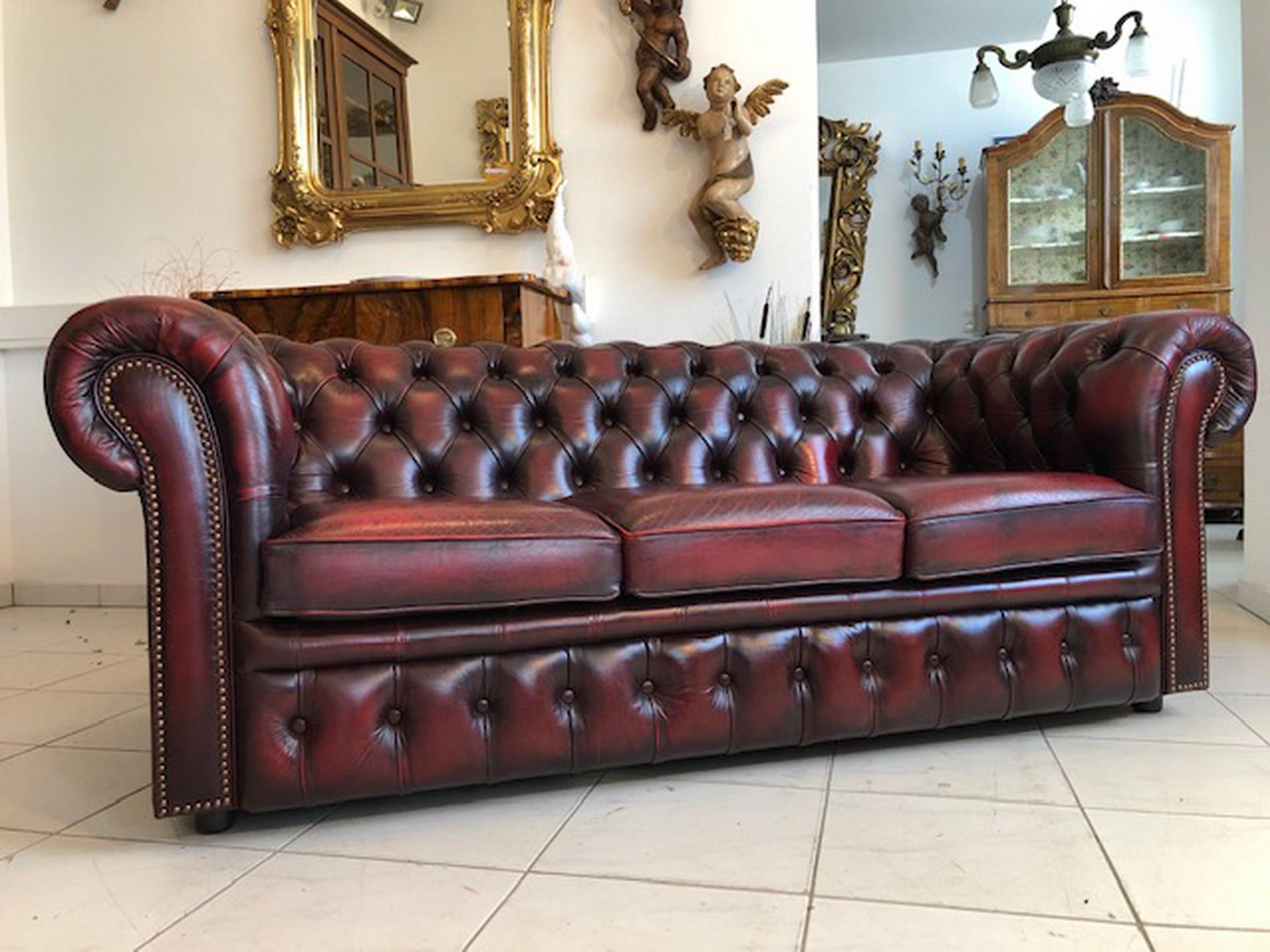 Exclusive Chesterfield Living Room Set in Antique Red Leather In Good Condition In Senden, NRW