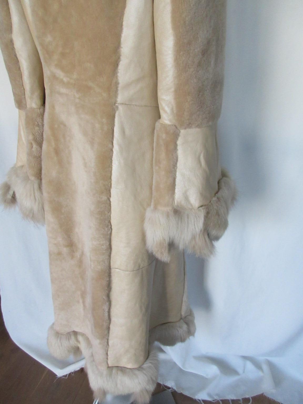 Exclusive Chique Lamb Shearling Fur Long Coat For Sale 7