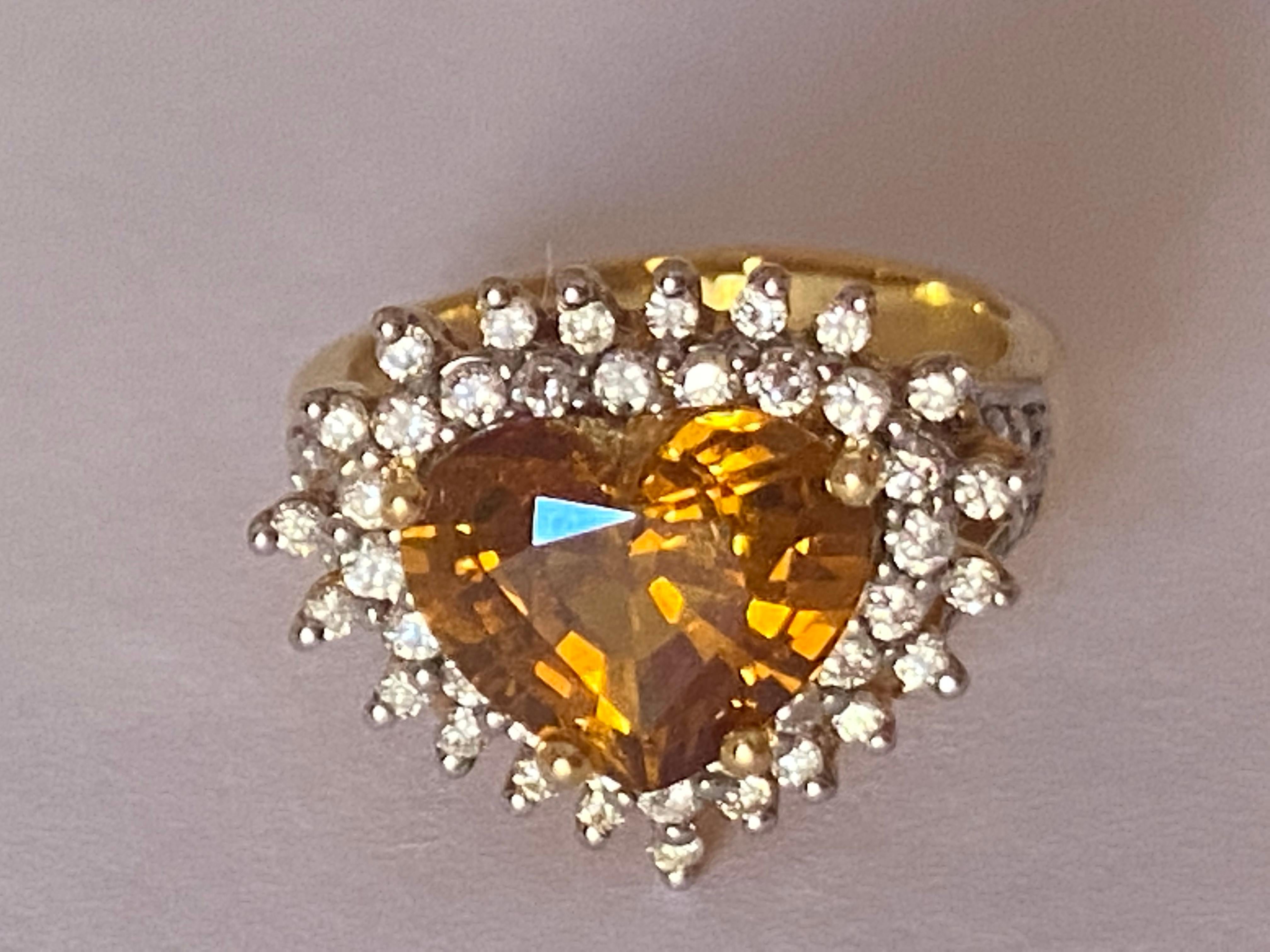 Exclusive design in 18k gold with heart cut sapphire ct 4,41 and round brilliant cut diamonds ct 0,97 F/VS. 
Handmade by artisan goldsmith.
Excellent manufacture.
Complete with certificate.
Europe size 49.
Note: on my free shipment, taxes and duty