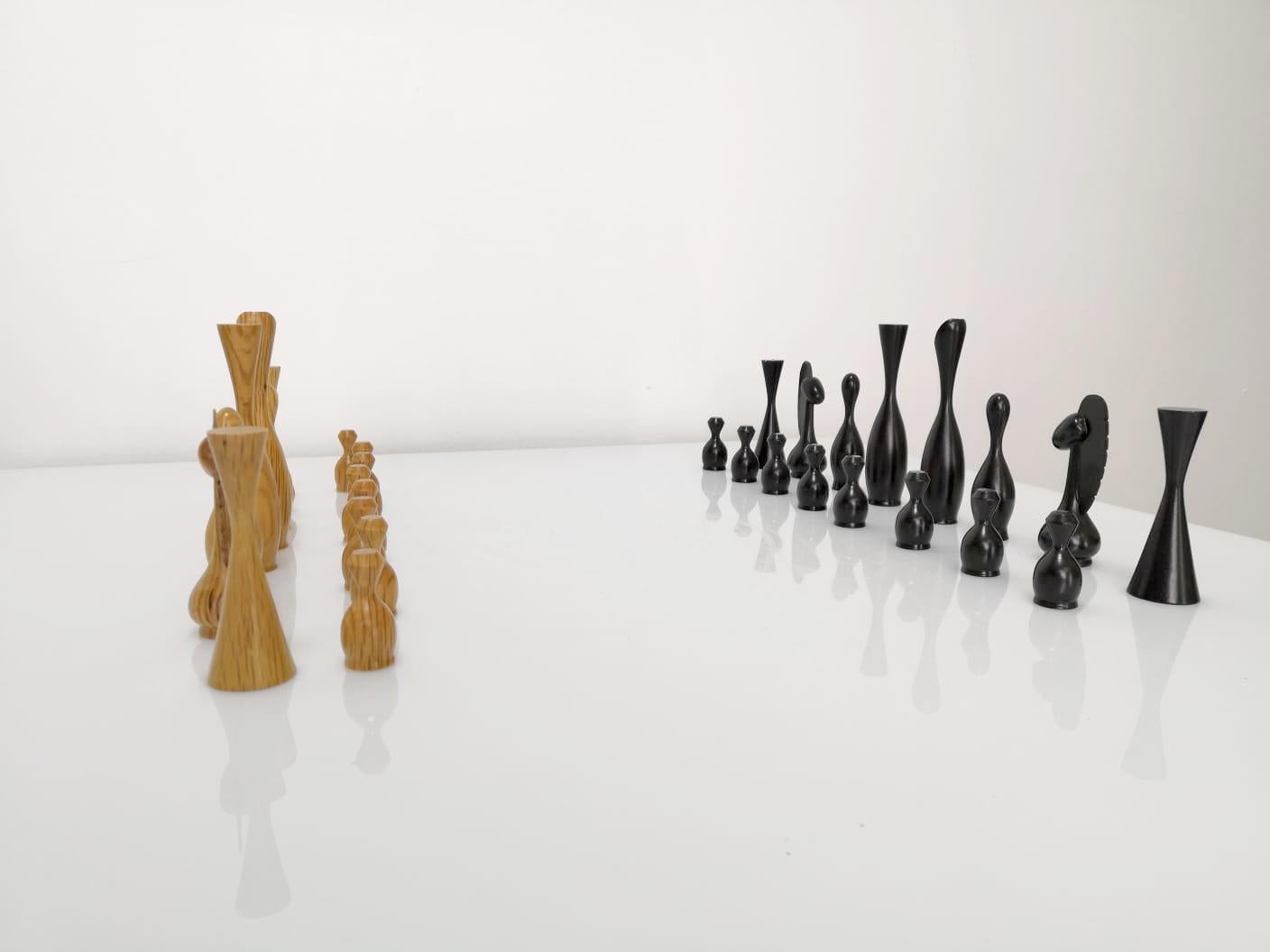 Wood Exclusive Dadaist Chess Pieces S.XX