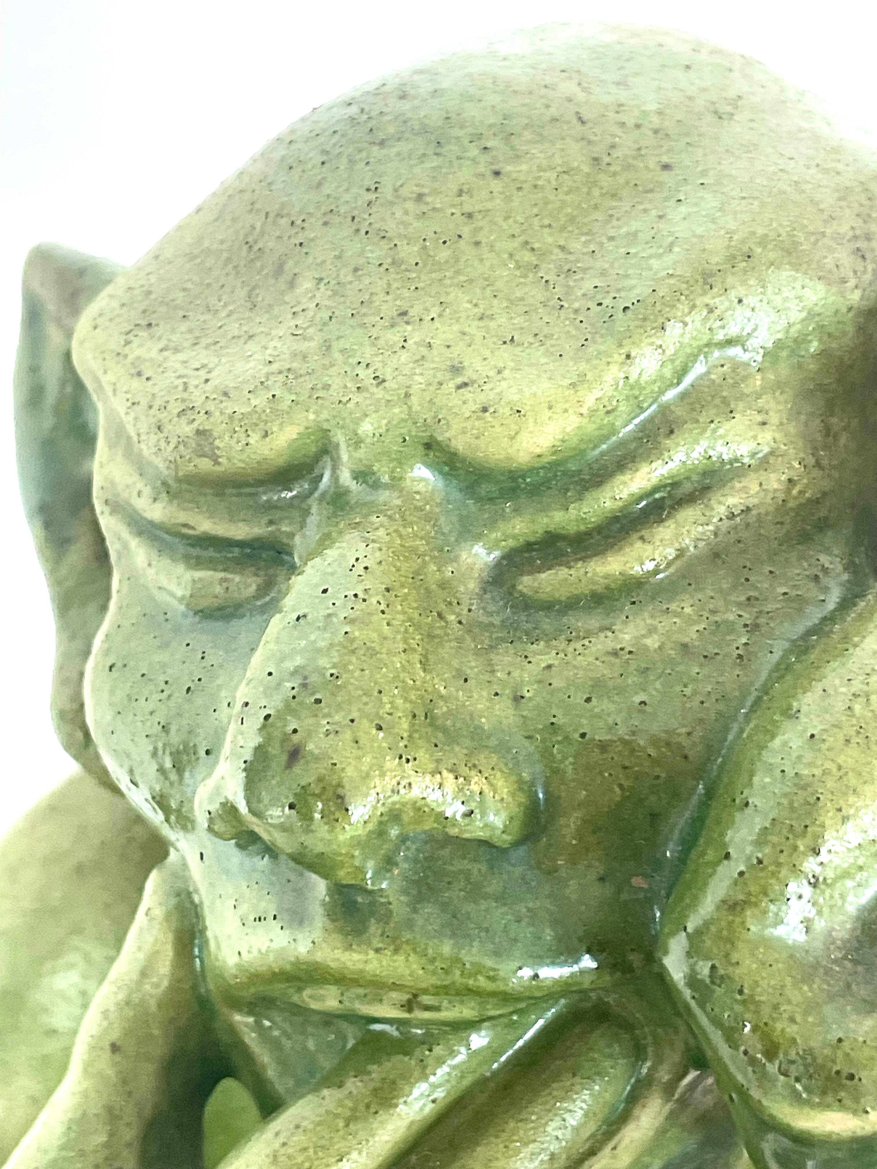 Exklusive dänische Skulptur eines großen grün glasierten Kobolds aus dem frühen 20. im Angebot 6
