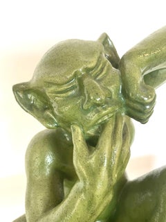 Esclusiva scultura danese dei primi del Novecento di grande folletto smaltato di verde