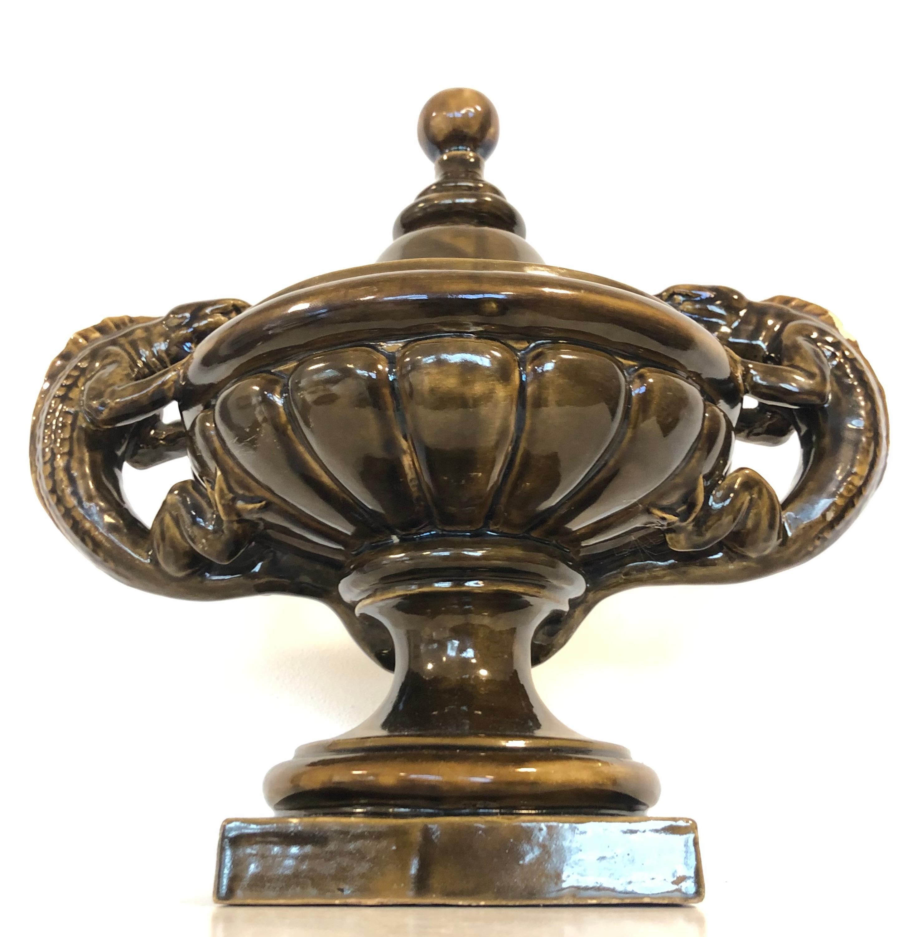 Exclusiva escultura danesa Jugend 1900 de cerámica artística con criaturas míticas Art Nouveau en venta