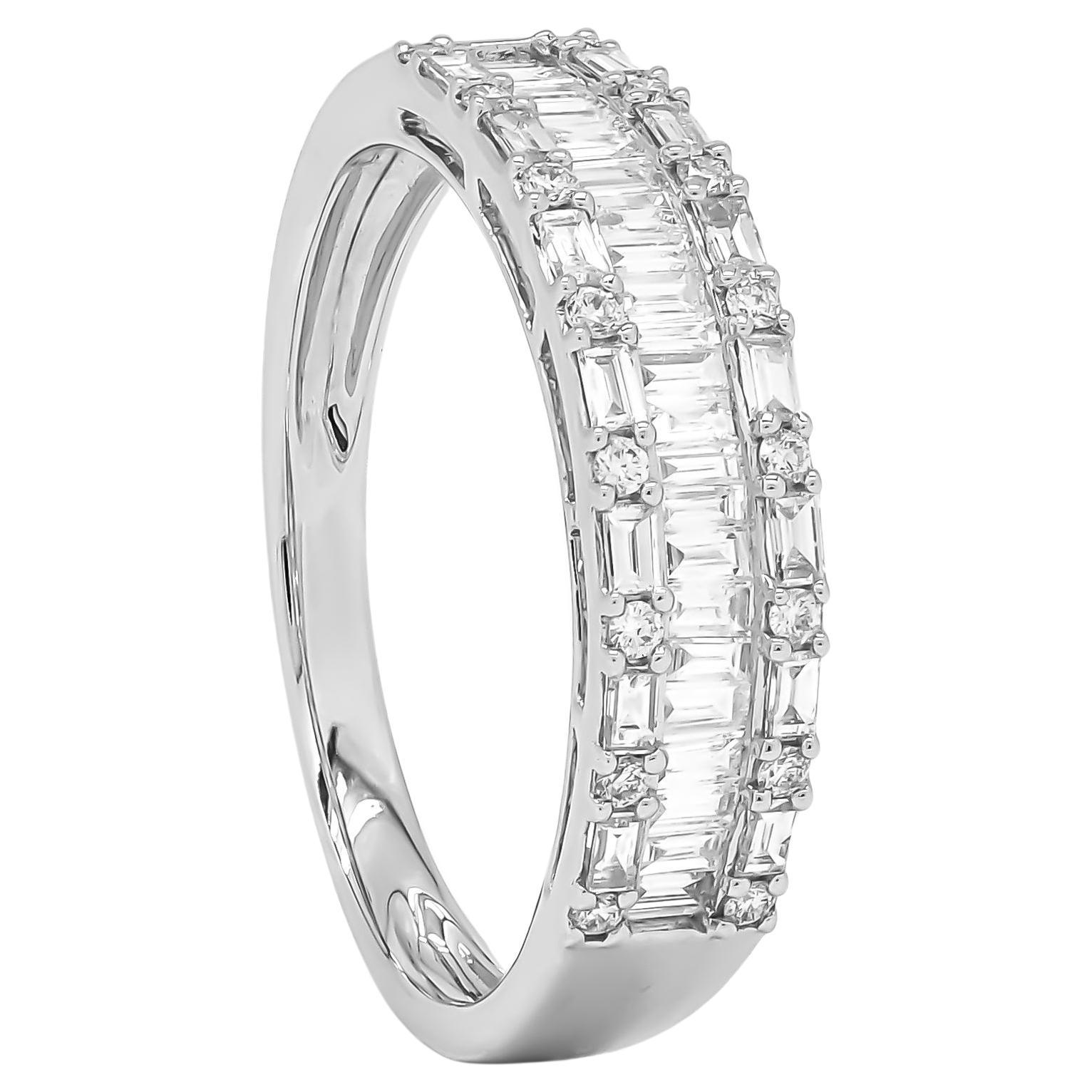 For Sale:  Exclusive Design 0.70 Carat Baguette Diamond Wedding Ring in White Gold
