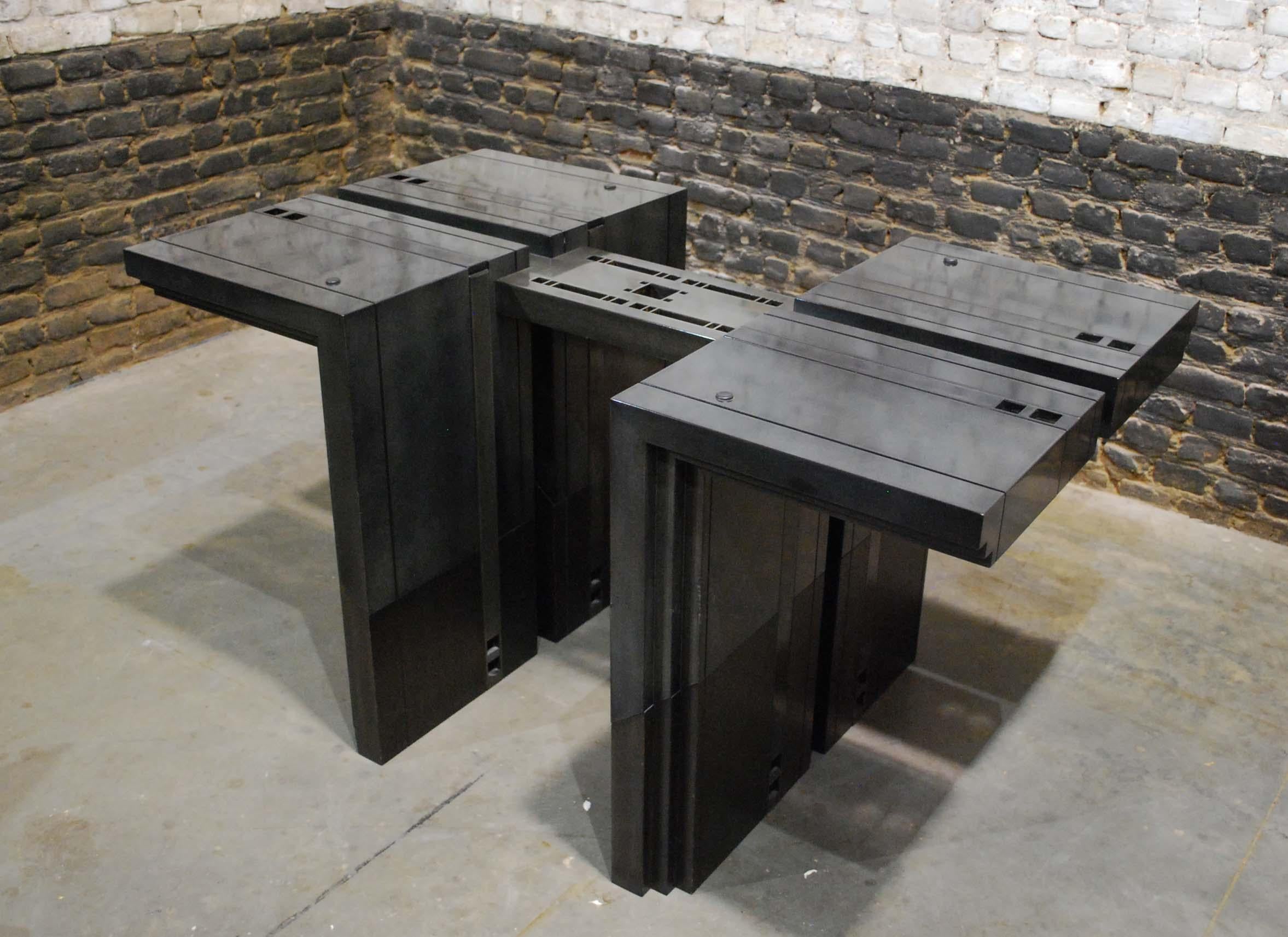20ième siècle Table et chaises New Gallery Modernist Giorgetti set exclusif en vente