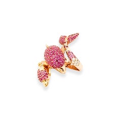 Exclusive Dolphin Pink Sapphire Diamond 18K Yellow Gold Exclusive Ring