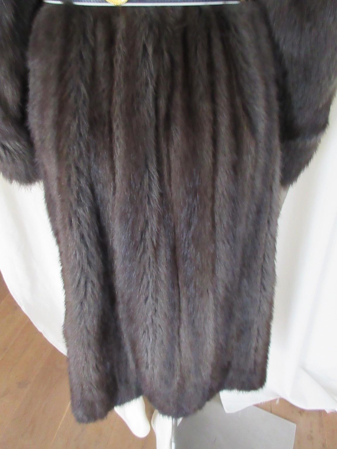 Esclusivo cappotto di pelliccia di zibellino Fisher in vendita 2