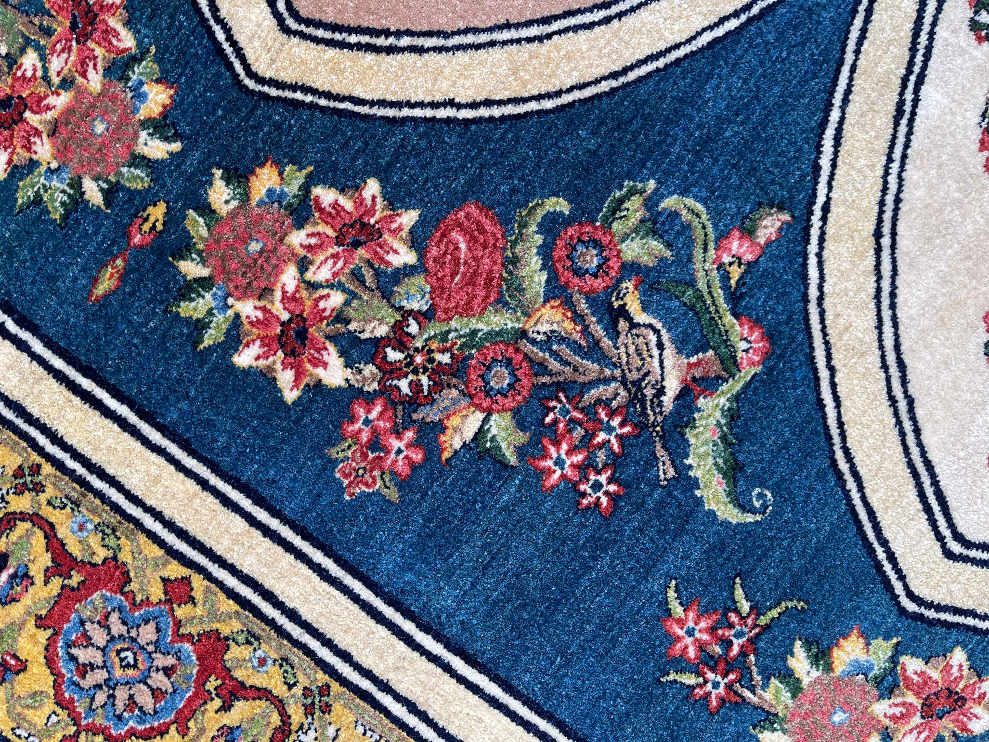 Tapis à fleurs exclusif, tapis en soie dorée et Kurk tissé à la main, tapis d'Orient kurde en vente 6