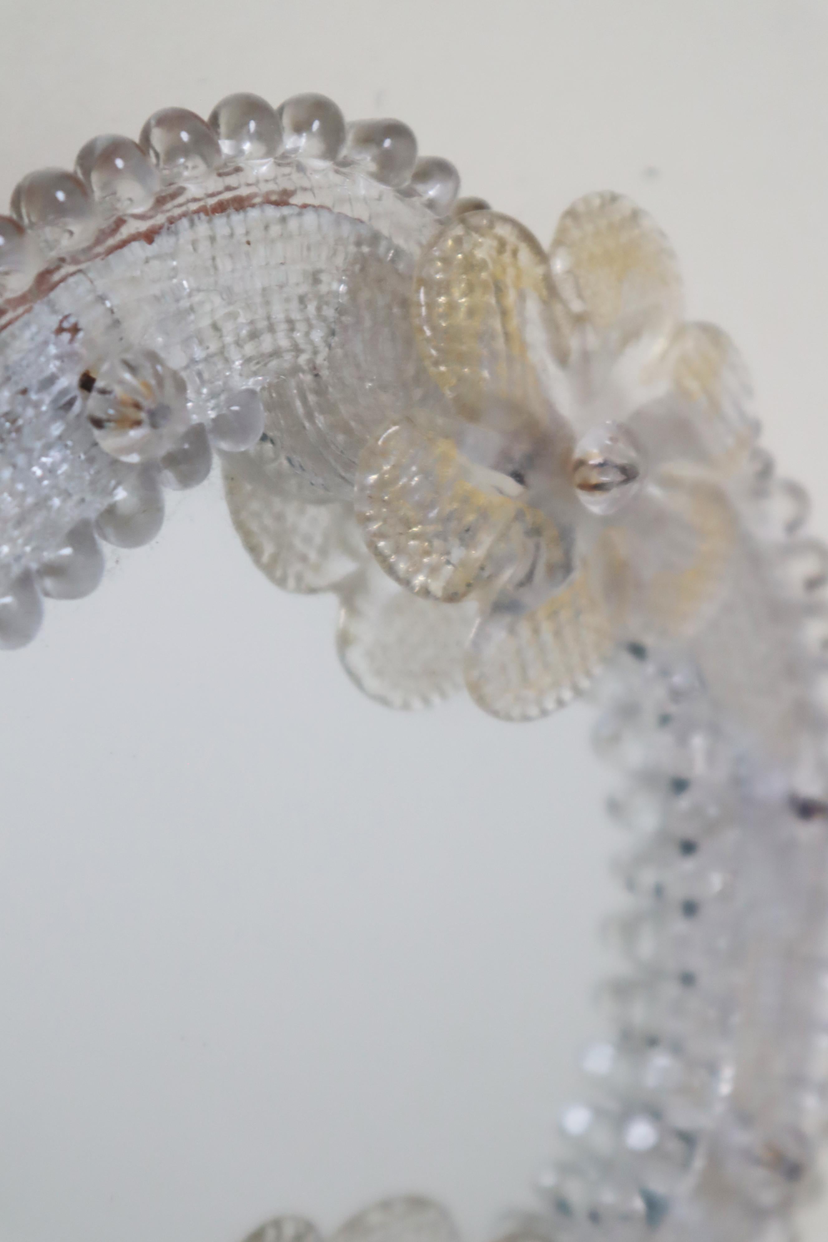 Fait main Miroir à main vénitien floral exclusif en verre de Murano, Italie années 1950 en vente