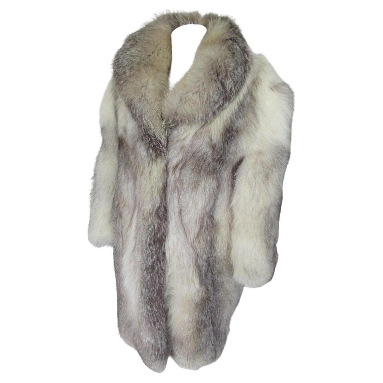 Exclusive Fox Fur Coat In Good Condition In Amsterdam, NL