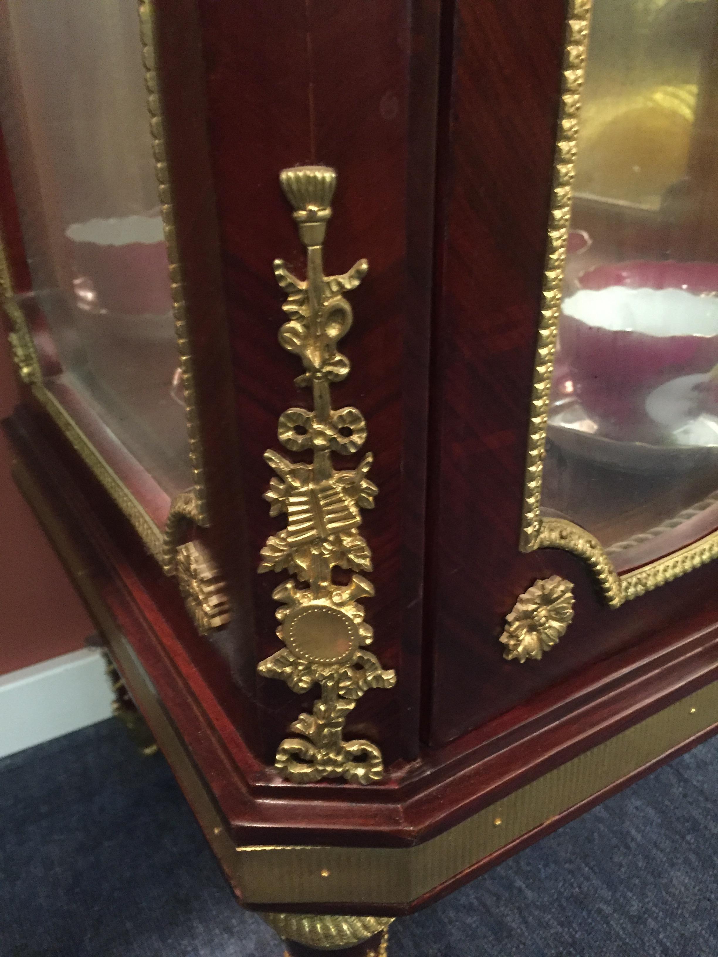 Exclusive French Vitrine in Antique Louis XVI Style Mahogany bronzed For Sale 8