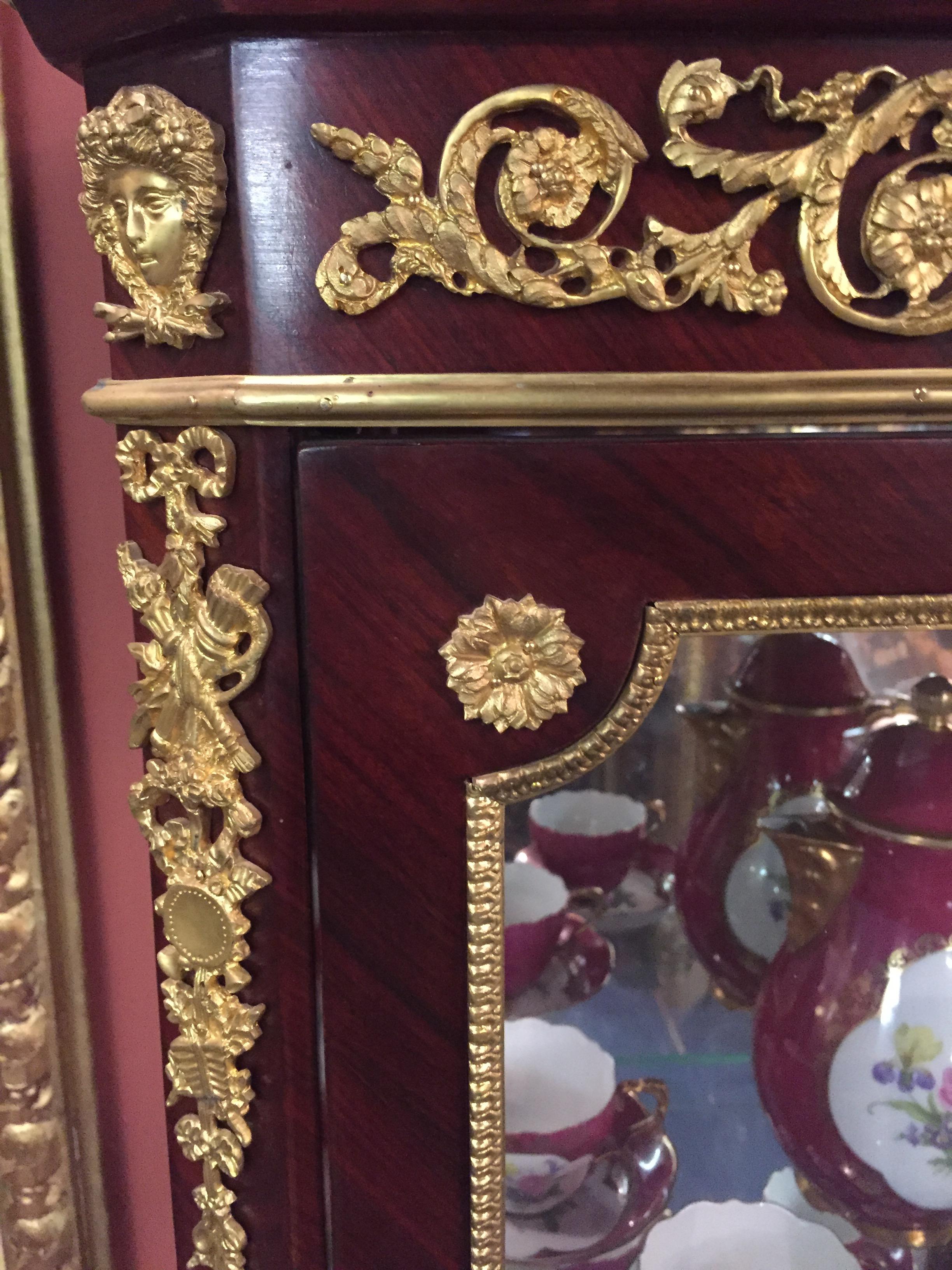 Exclusive French Vitrine in Antique Louis XVI Style Mahogany bronzed For Sale 11