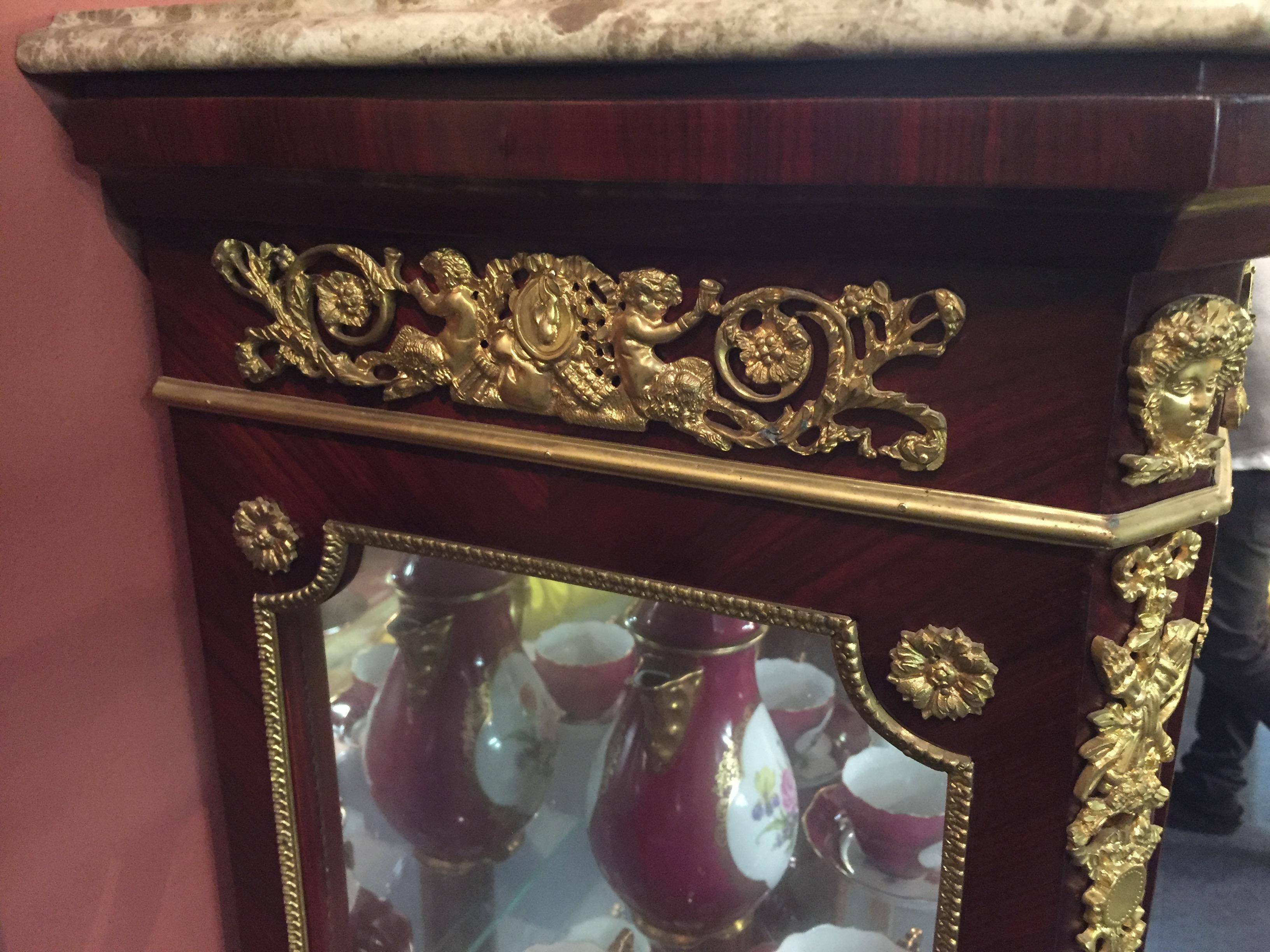 Exclusive French Vitrine in Antique Louis XVI Style Mahogany bronzed For Sale 1