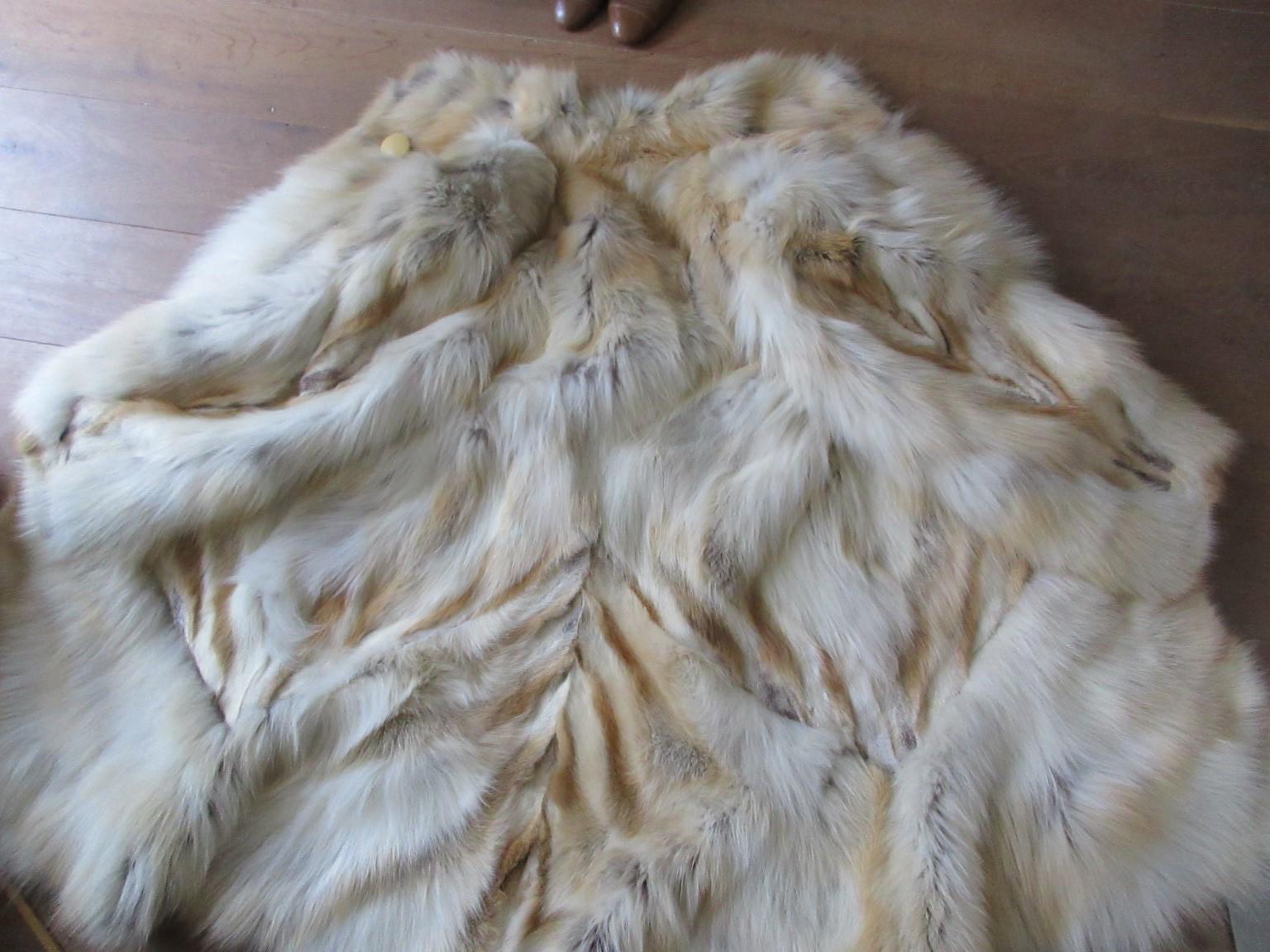 Exclusive Golden Fox Fur Coat For Sale 2