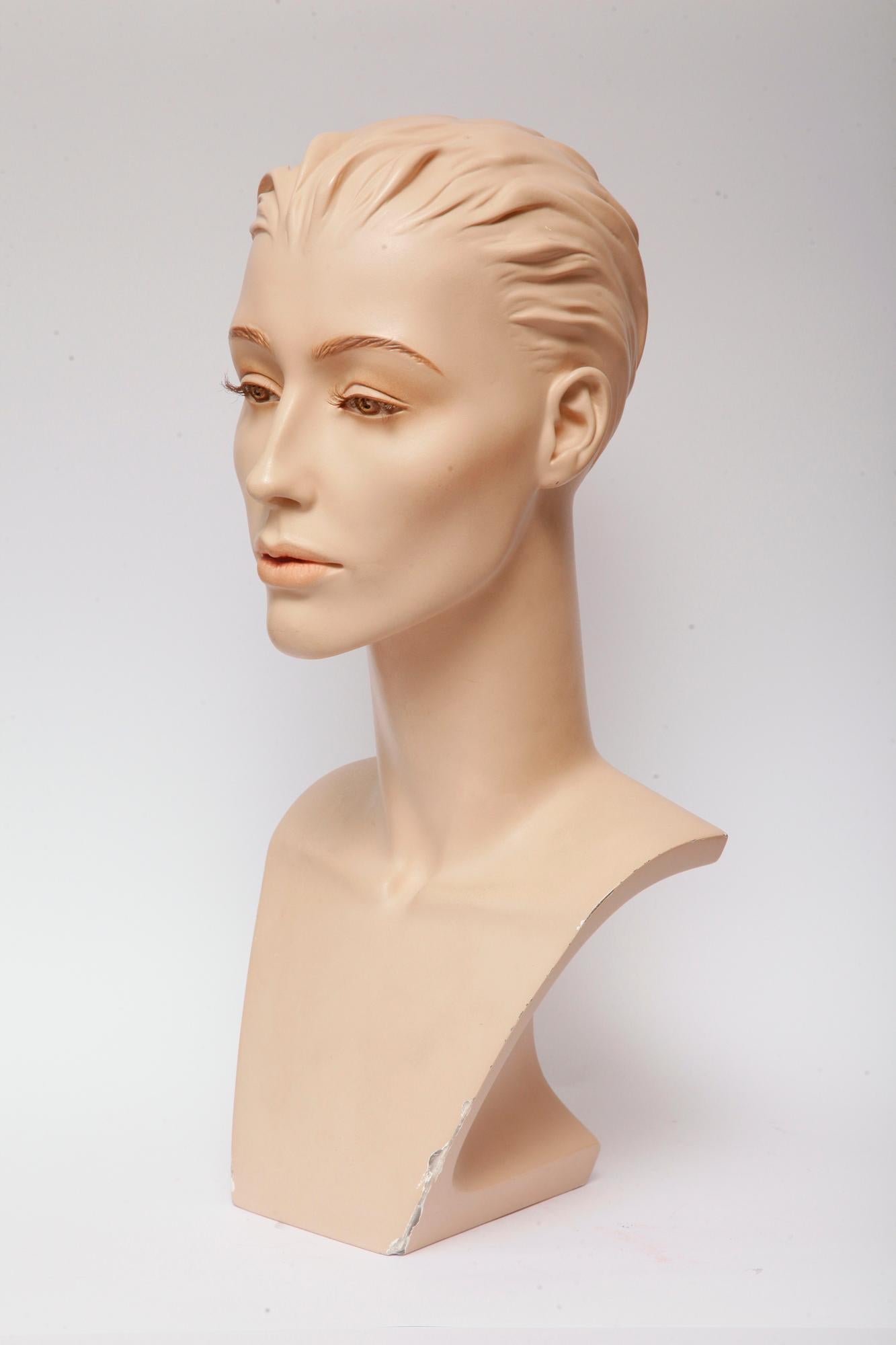 Mid-20th Century Exclusive Gypsum Mannequin Bust for Necklaces, Art Deco, Austria, 1950s For Sale