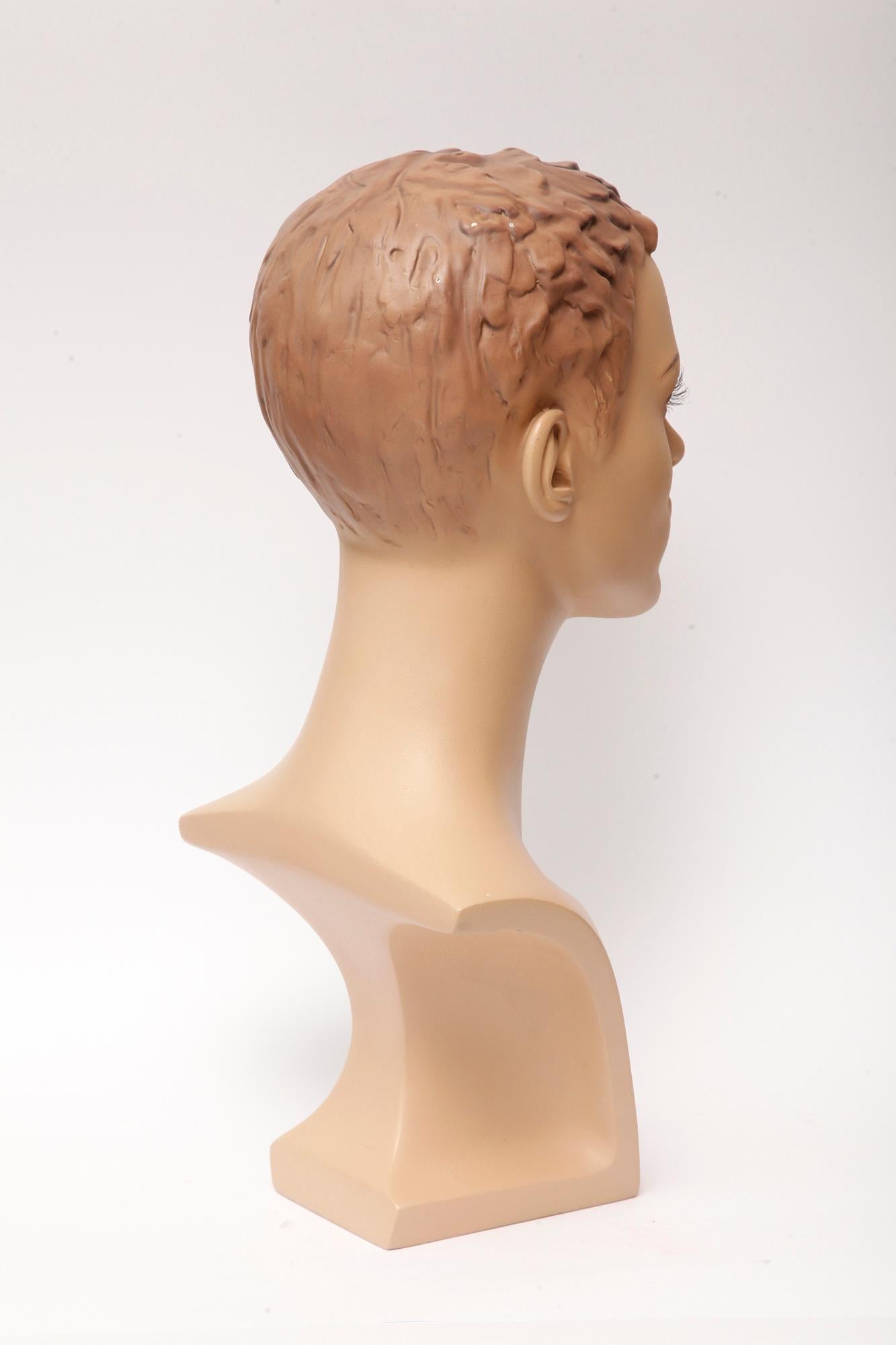 Exclusive Gypsum Mannequin Bust for Necklaces, Art Deco, Austria, 1950s For Sale 1