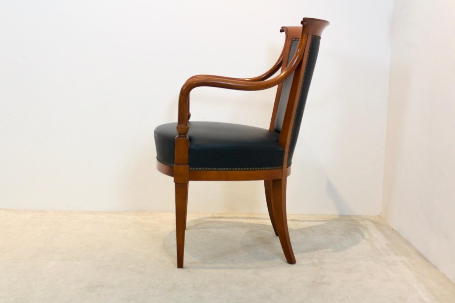 20th Century Exclusive Italian ‘Directoire’ Chair by Selva in Solid Beech and Leather