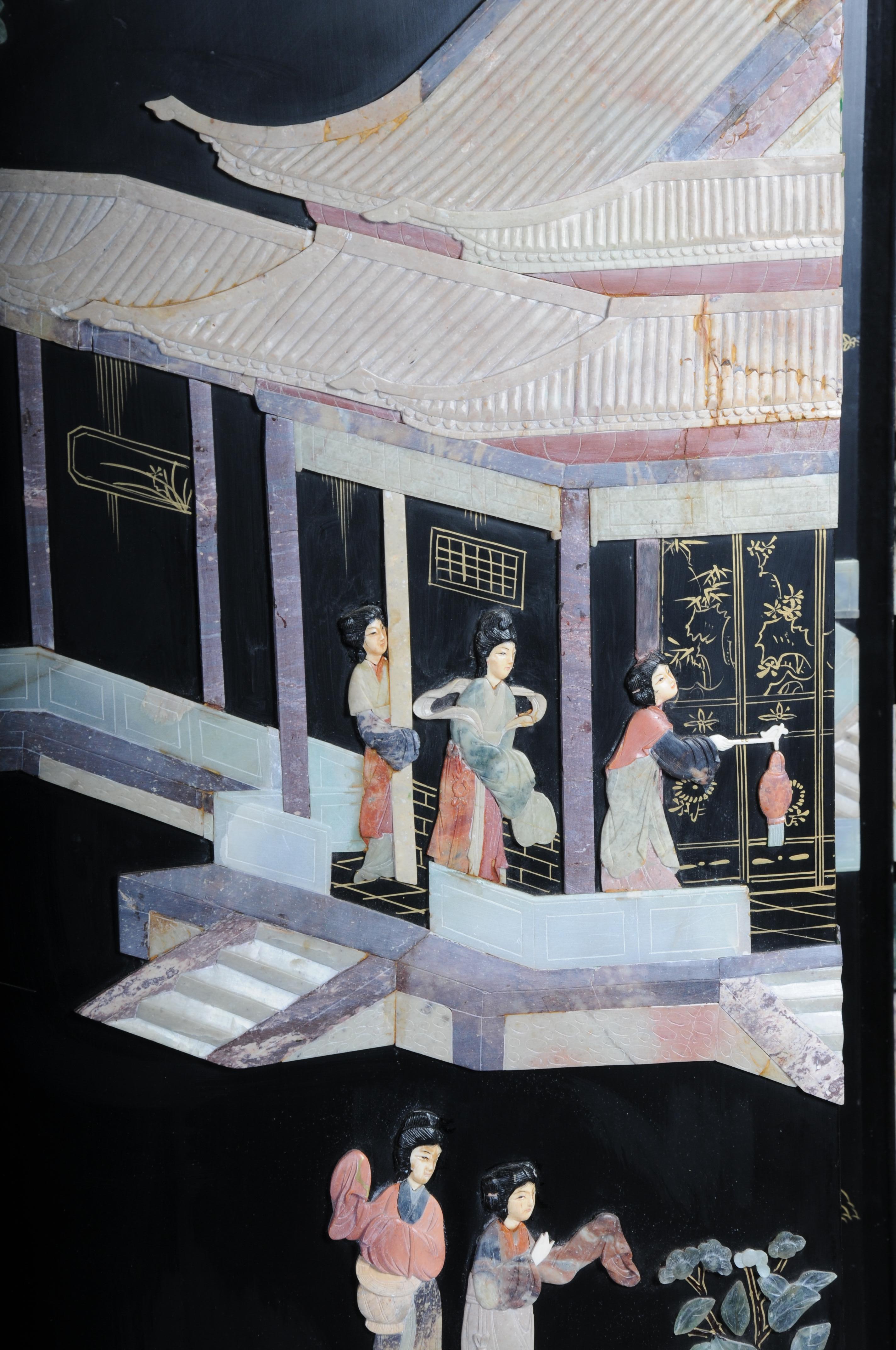 Exclusive Japanese screen/room divider made of black lacquer, painted and inlaid For Sale 11