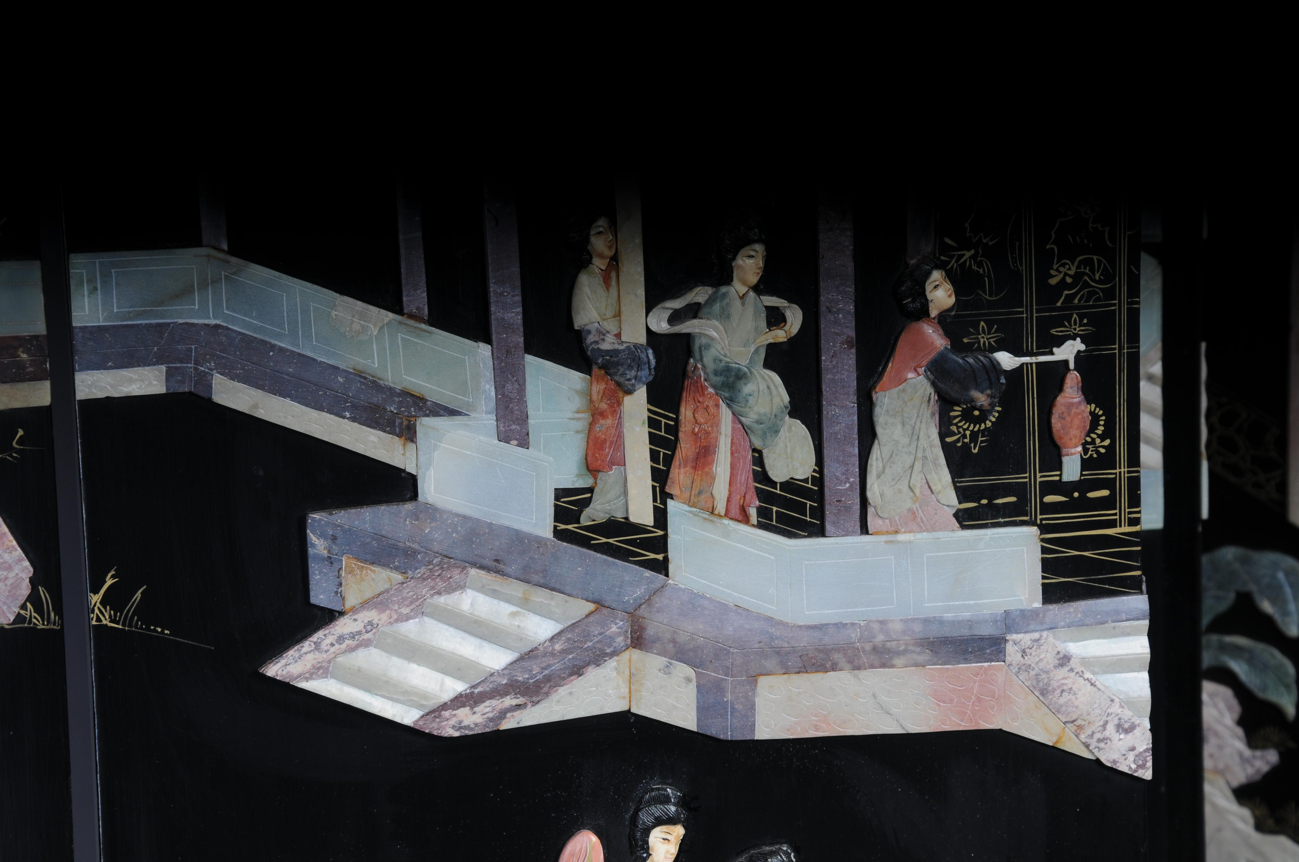 Exclusive Japanese screen/room divider made of black lacquer, painted and inlaid For Sale 13