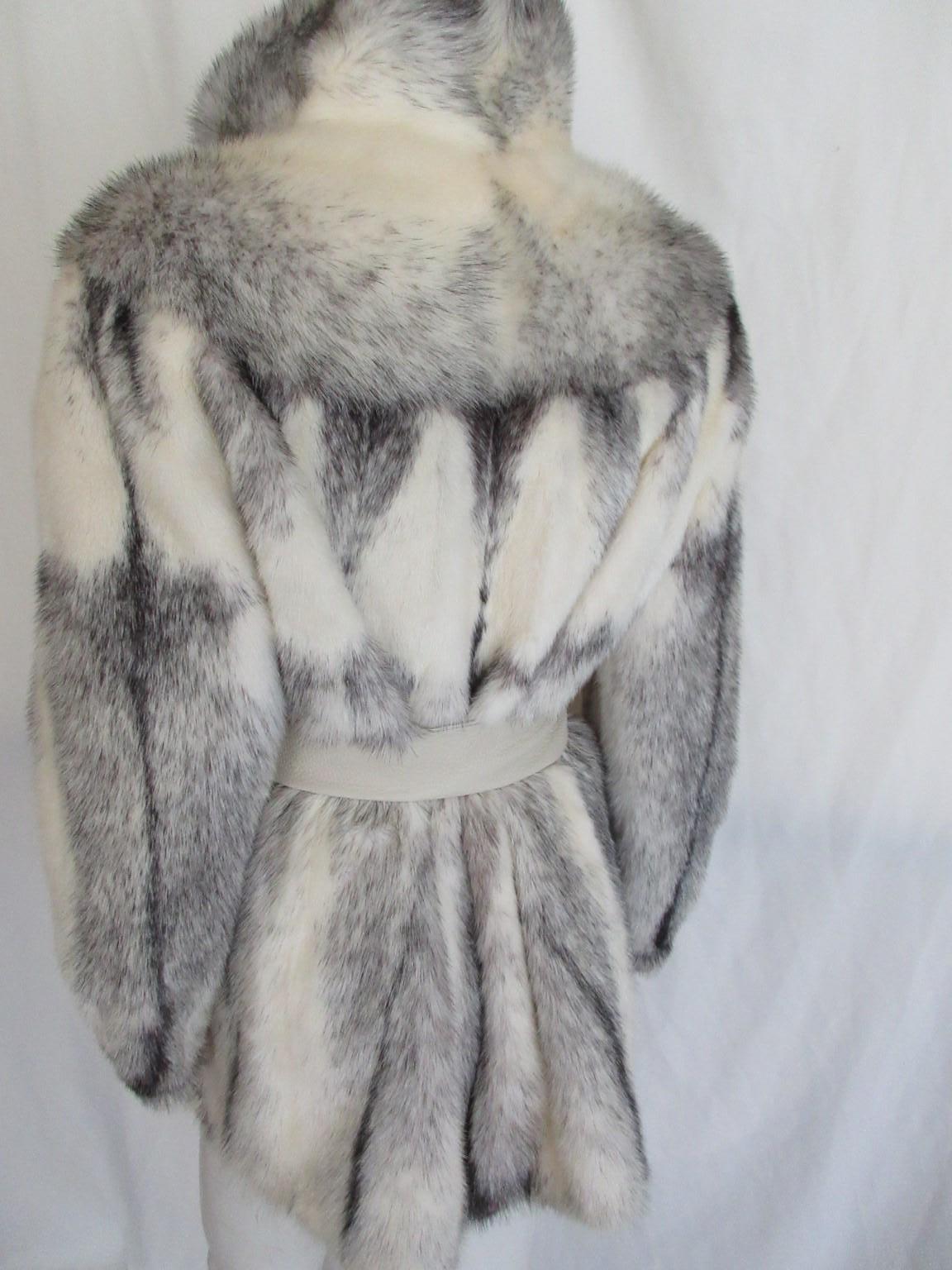 Exclusive Kohinoor Cross Mink Fur Coat In Good Condition In Amsterdam, NL