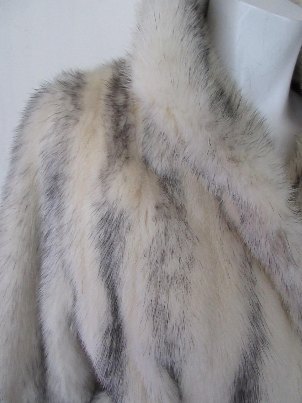 Exclusive Kohinoor Cross Mink Fur Coat For Sale 4