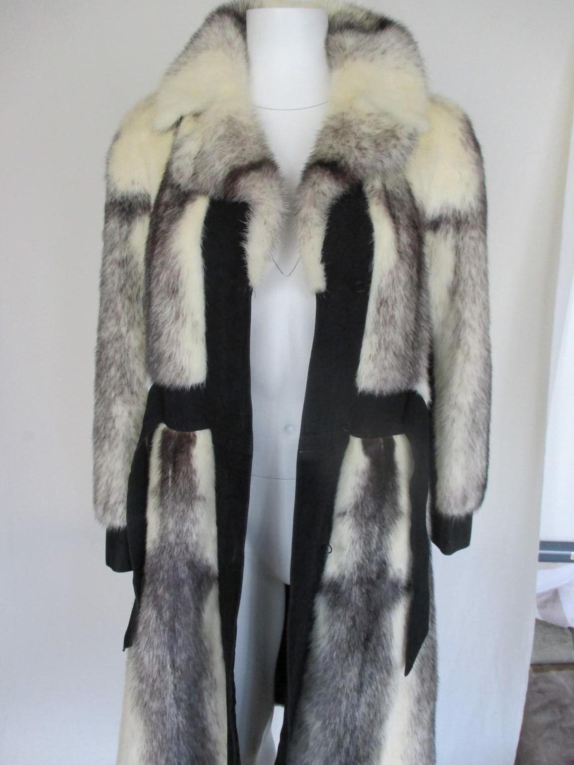 Exclusive Kohinoor Cross Mink Long Fur Coat In Good Condition In Amsterdam, NL