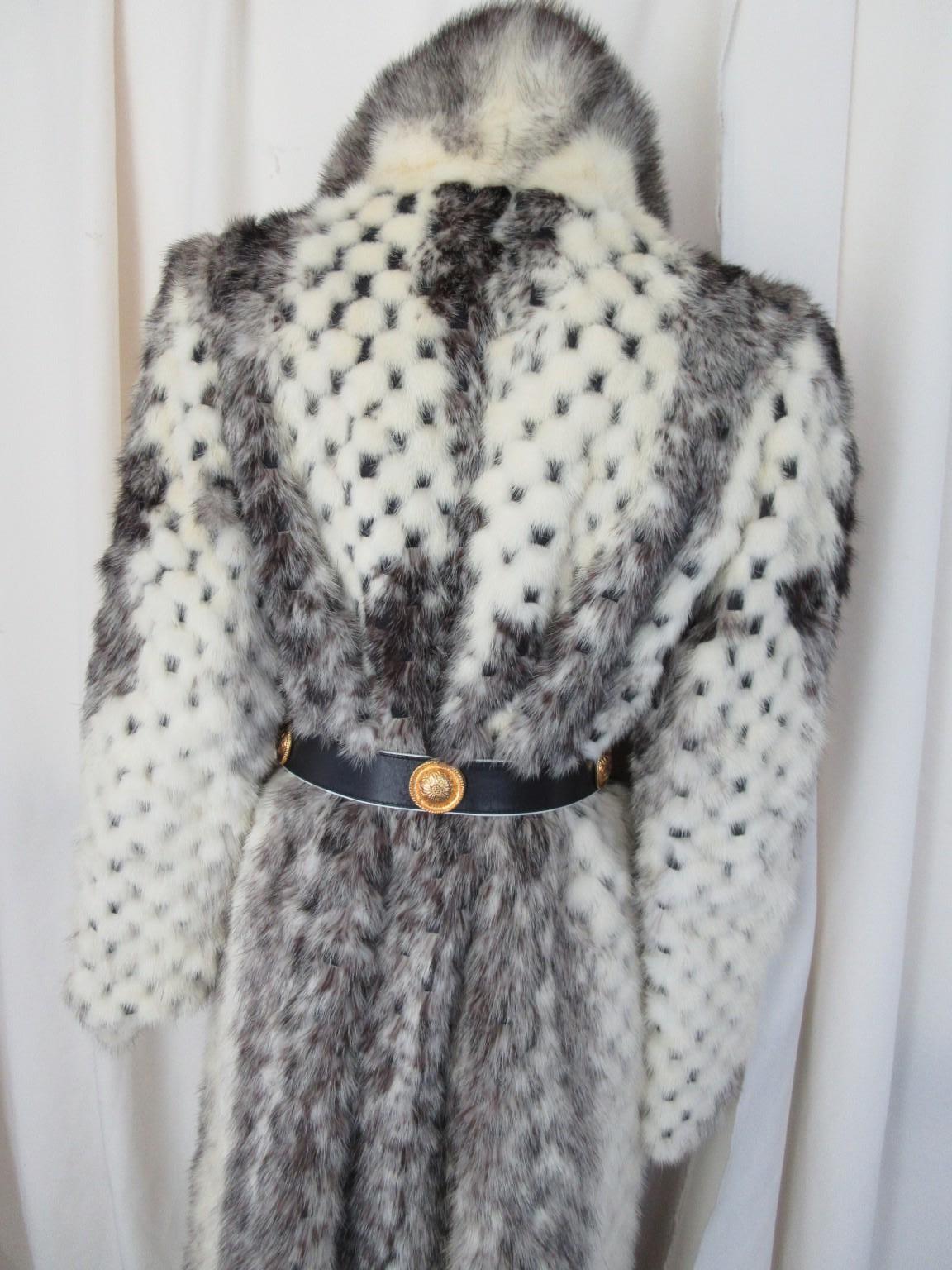 Exclusive Kohinoor Long Mink Fur Coat Reversible In Good Condition For Sale In Amsterdam, NL