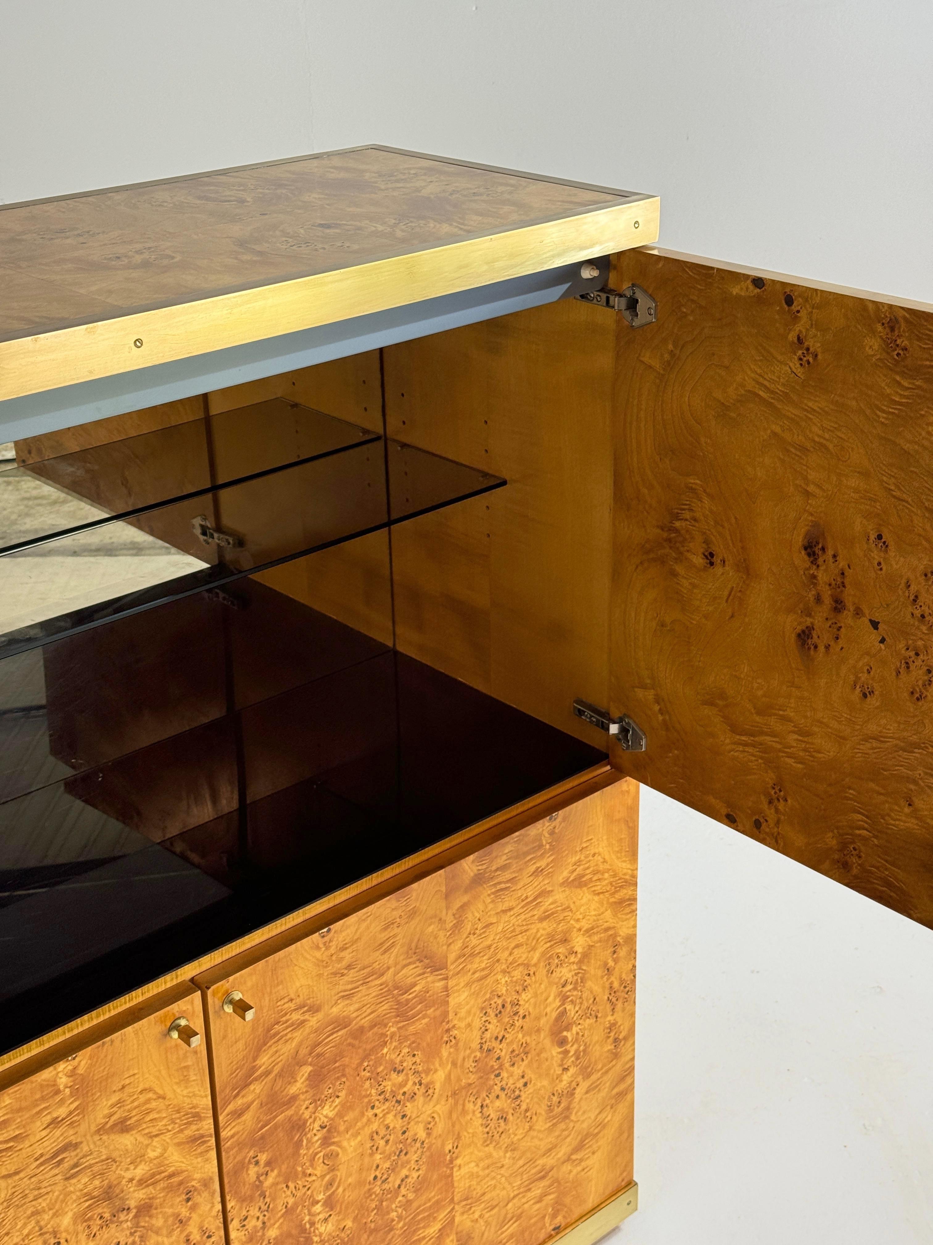 Exclusive lacquered burlwood and brass Bar Cabinet, 1970s For Sale 6