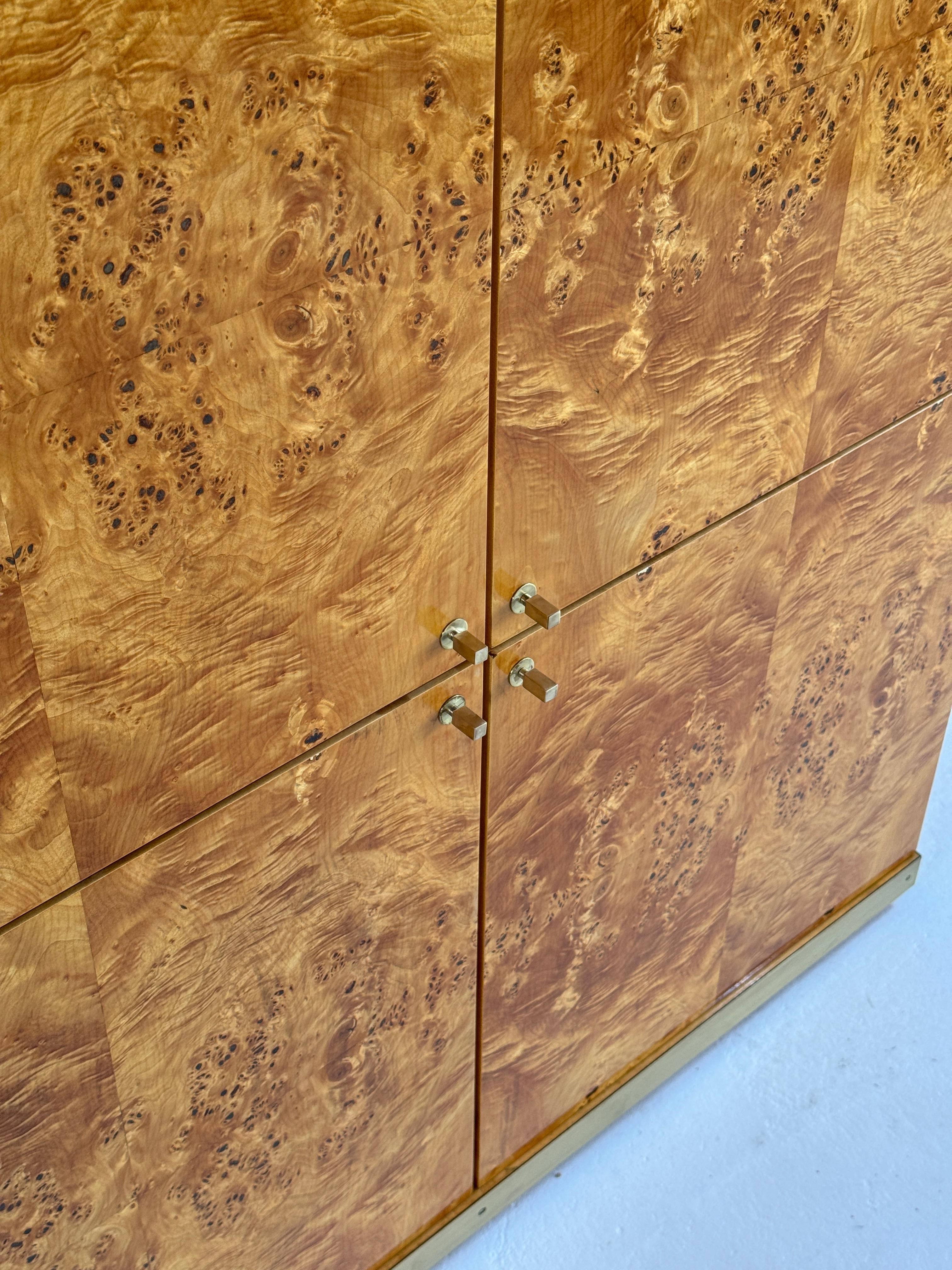 Exclusive lacquered burlwood and brass Bar Cabinet, 1970s For Sale 9