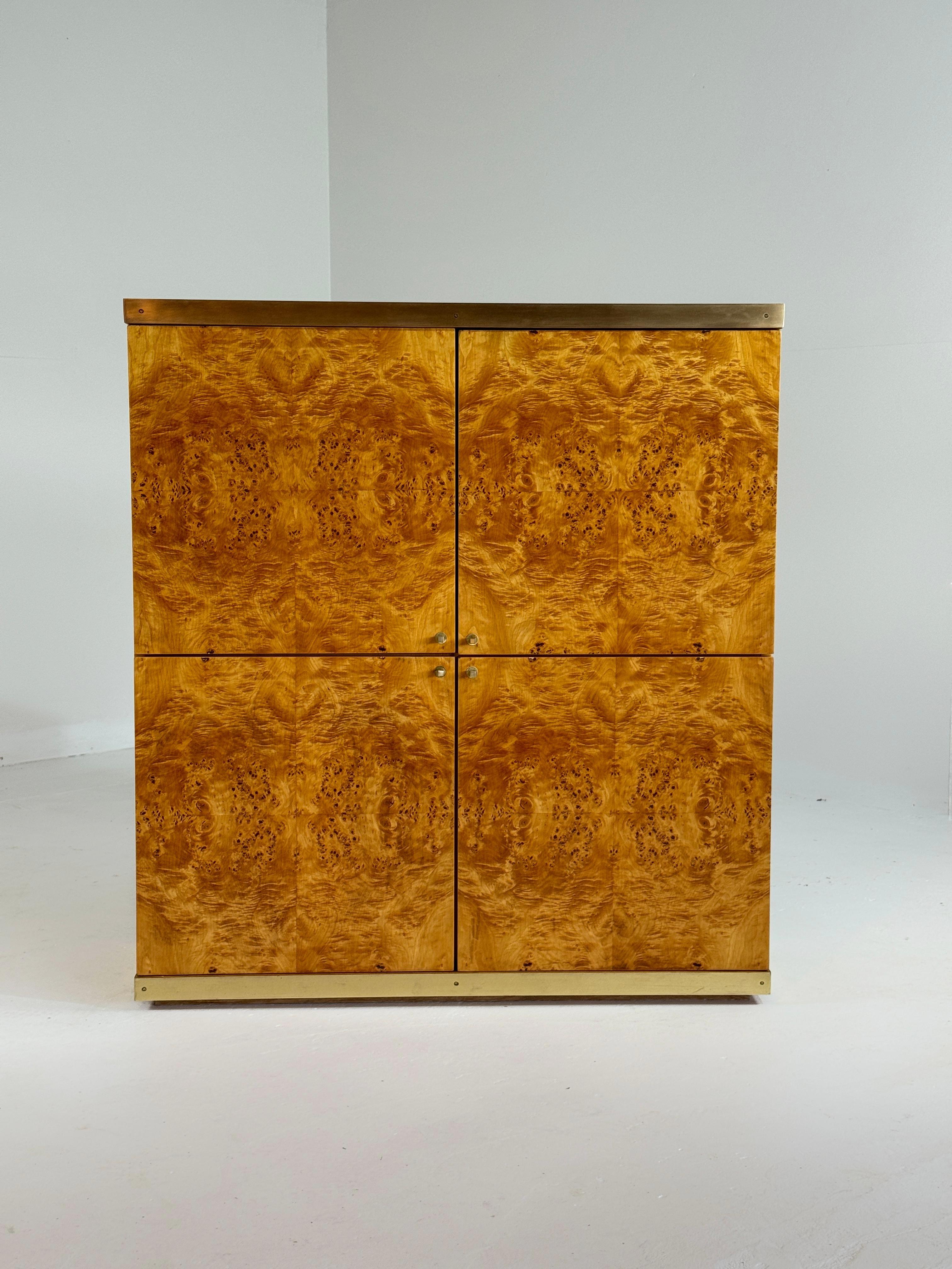 European Exclusive lacquered burlwood and brass Bar Cabinet, 1970s For Sale