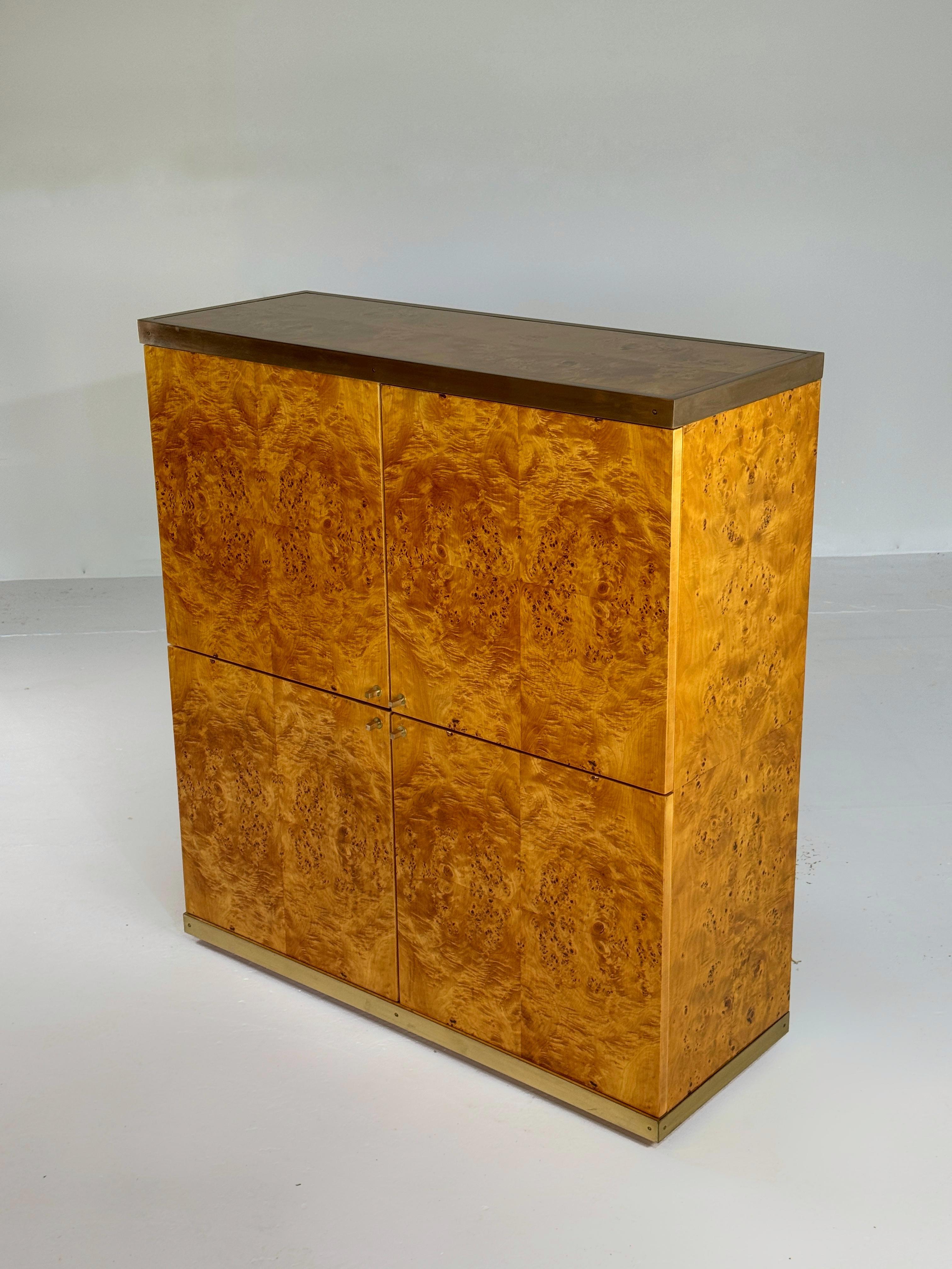 Late 20th Century Exclusive lacquered burlwood and brass Bar Cabinet, 1970s For Sale