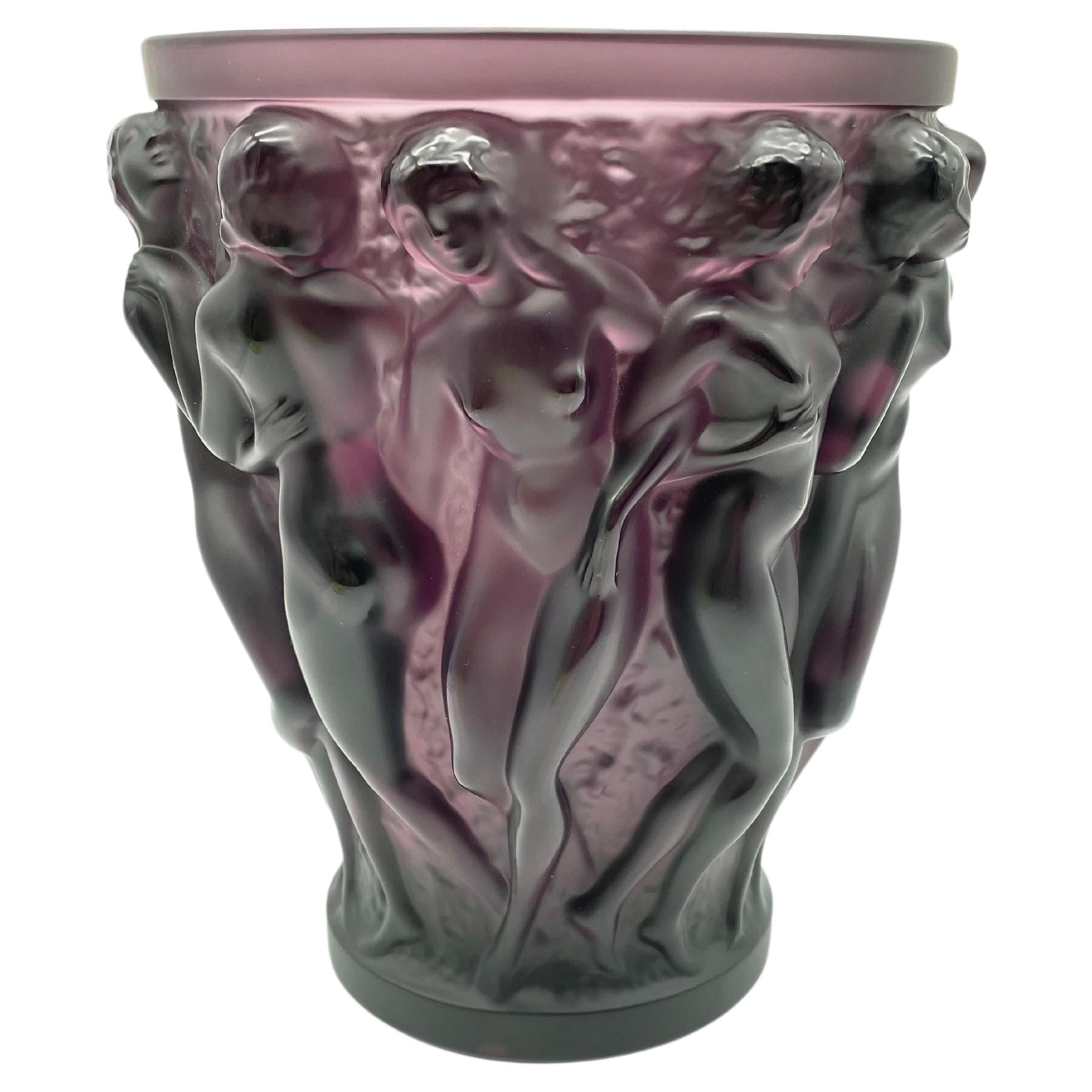 LALIQUE POUR PATRICK HELLMANN
Rare purple color mix, strictly limited edition. Only 250 pieces were made worldwide and all of them were sold immediately.

with certificate

Vase BACCHANTES
In 1927, René Lalique’s boundless imagination and